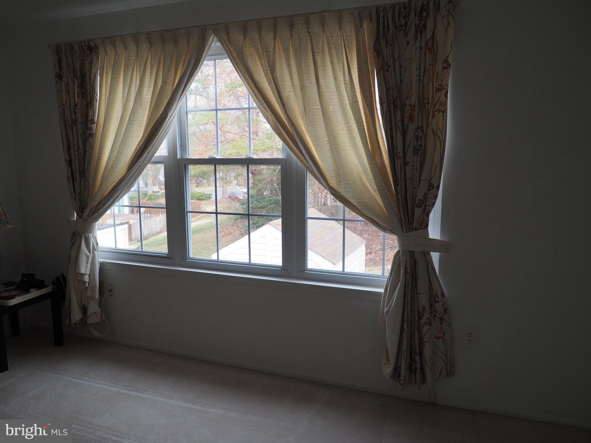 LAKE RIDGE - Residential