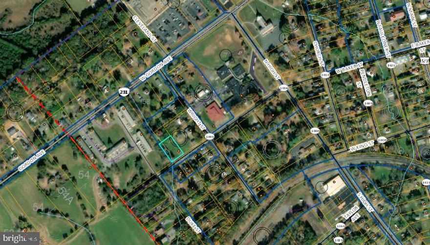 SPECTACULAR Cleared lot!  Bring your Builder. 
This lot is LOCATION LOCATION LOCATION, with neighboring the elementary school premises, making recess available at a moments notice and within walking distance from Downtown Gordonsville and all of it's attractions and amenities.  This lot is level and cleared and offers 108 feet of road frontage, also access Duke St which is another funnel through town; So easy access in and out! Public/City water and sewer hook-ups available.