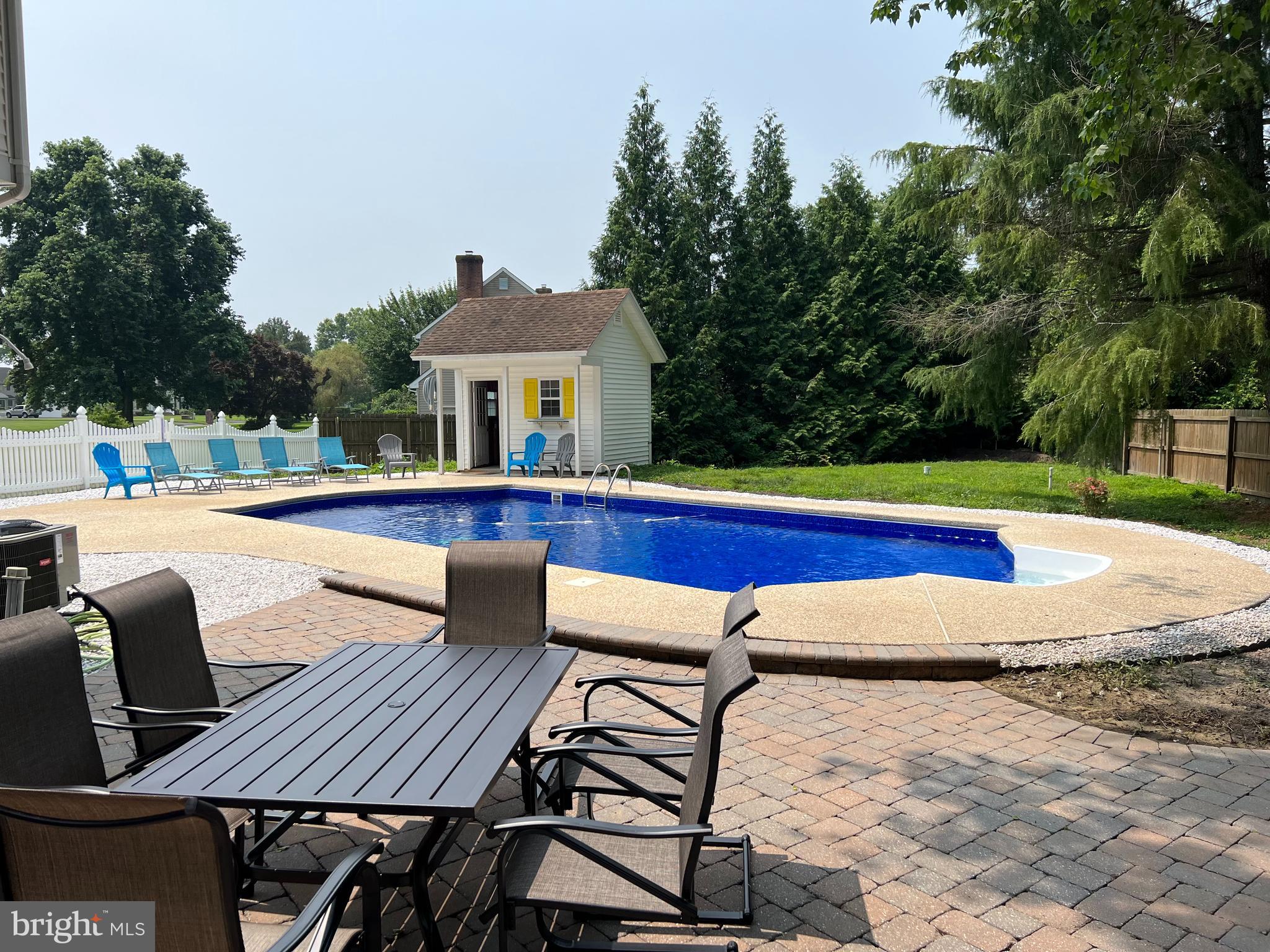 5662 CLYDESDALE DRIVE