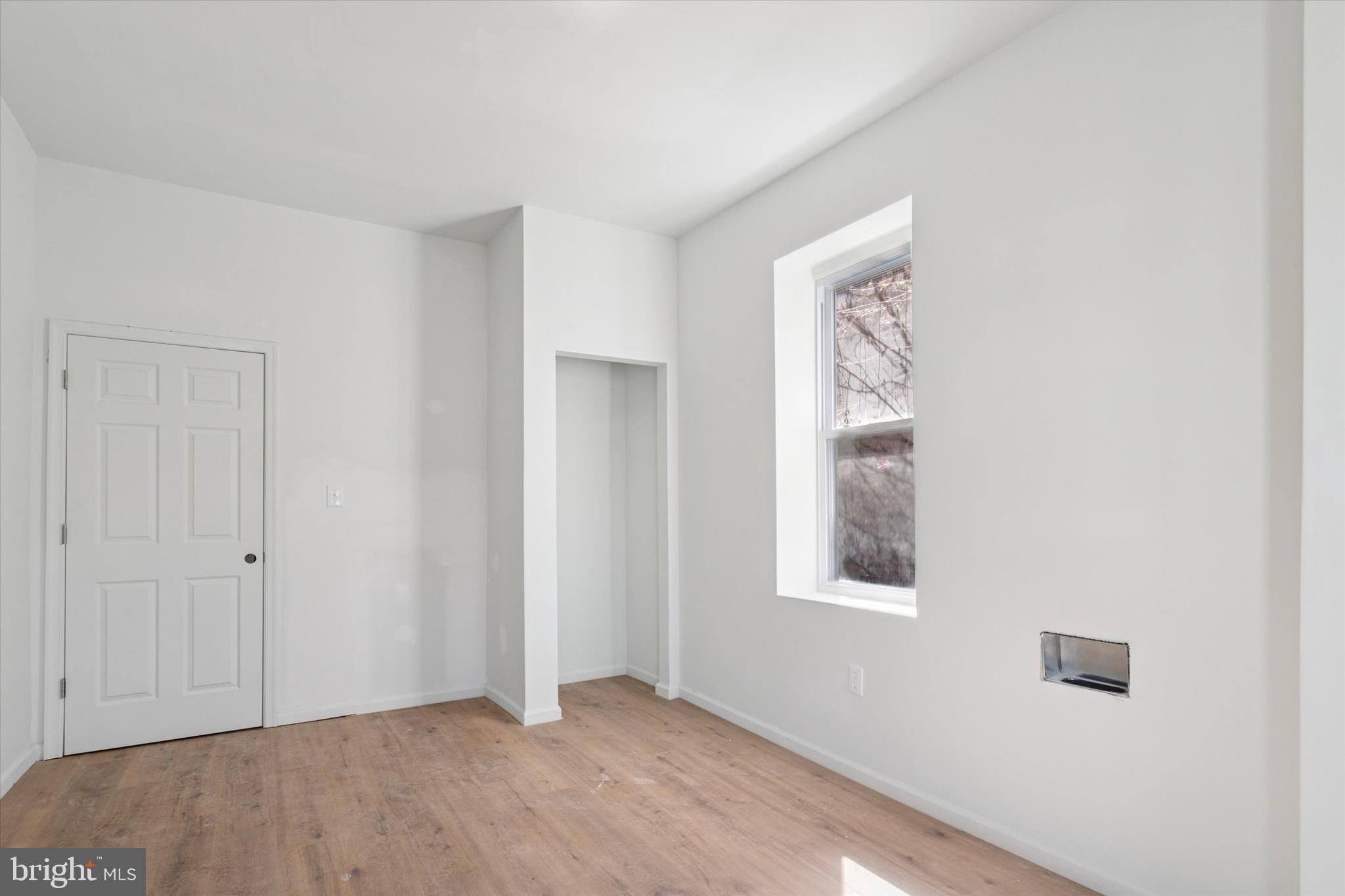 STRAWBERRY MANSION - Residential