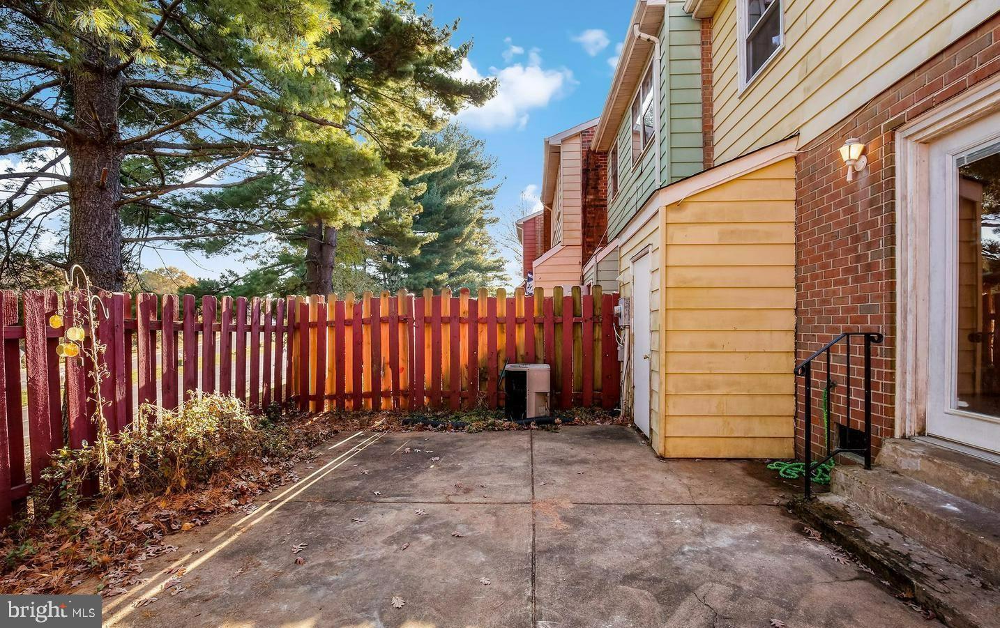 DALE CITY - Residential