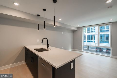 Condo For Rent - 6604 Ridge Avenue #402<br/> PHILADELPHIA, PA 19128