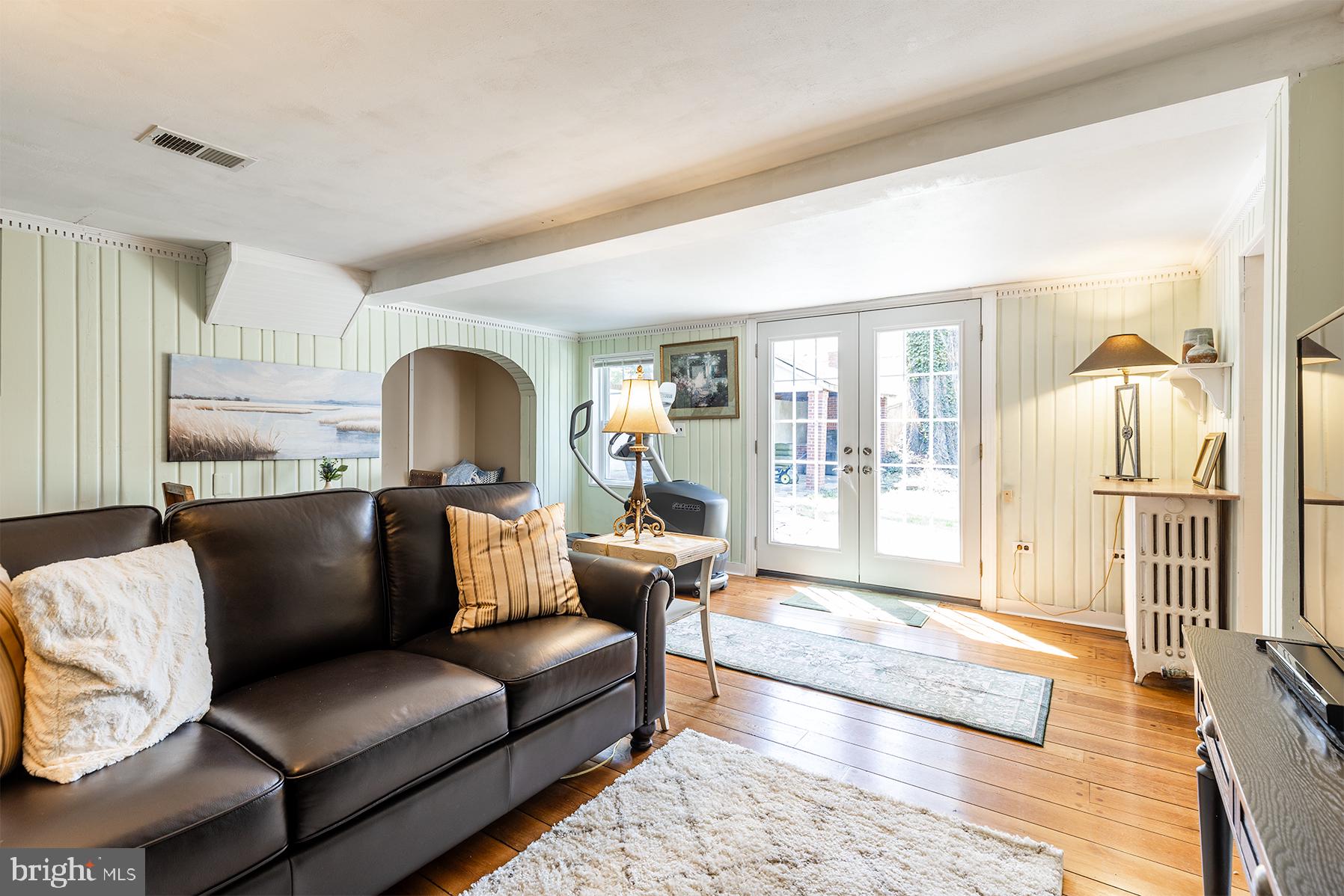 PINES ON THE SEVERN - Residential