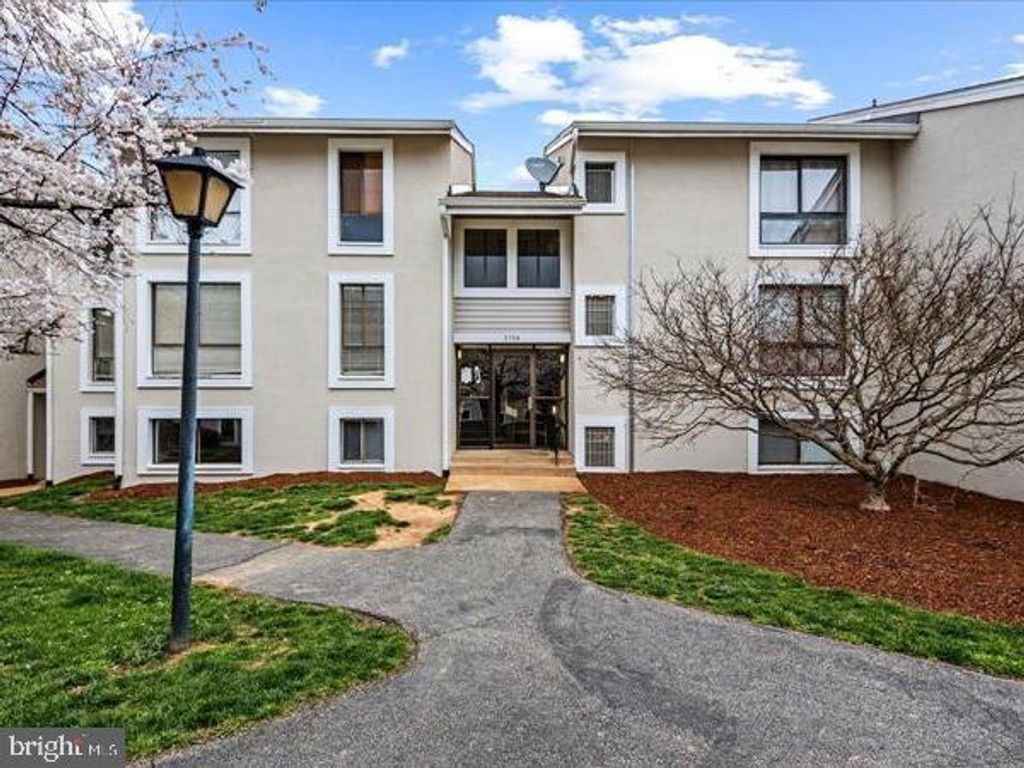 Photo of 8601 - B Sacramento Drive #01/8601B, ALEXANDRIA, VA 22309 (MLS # VAFX2305688)