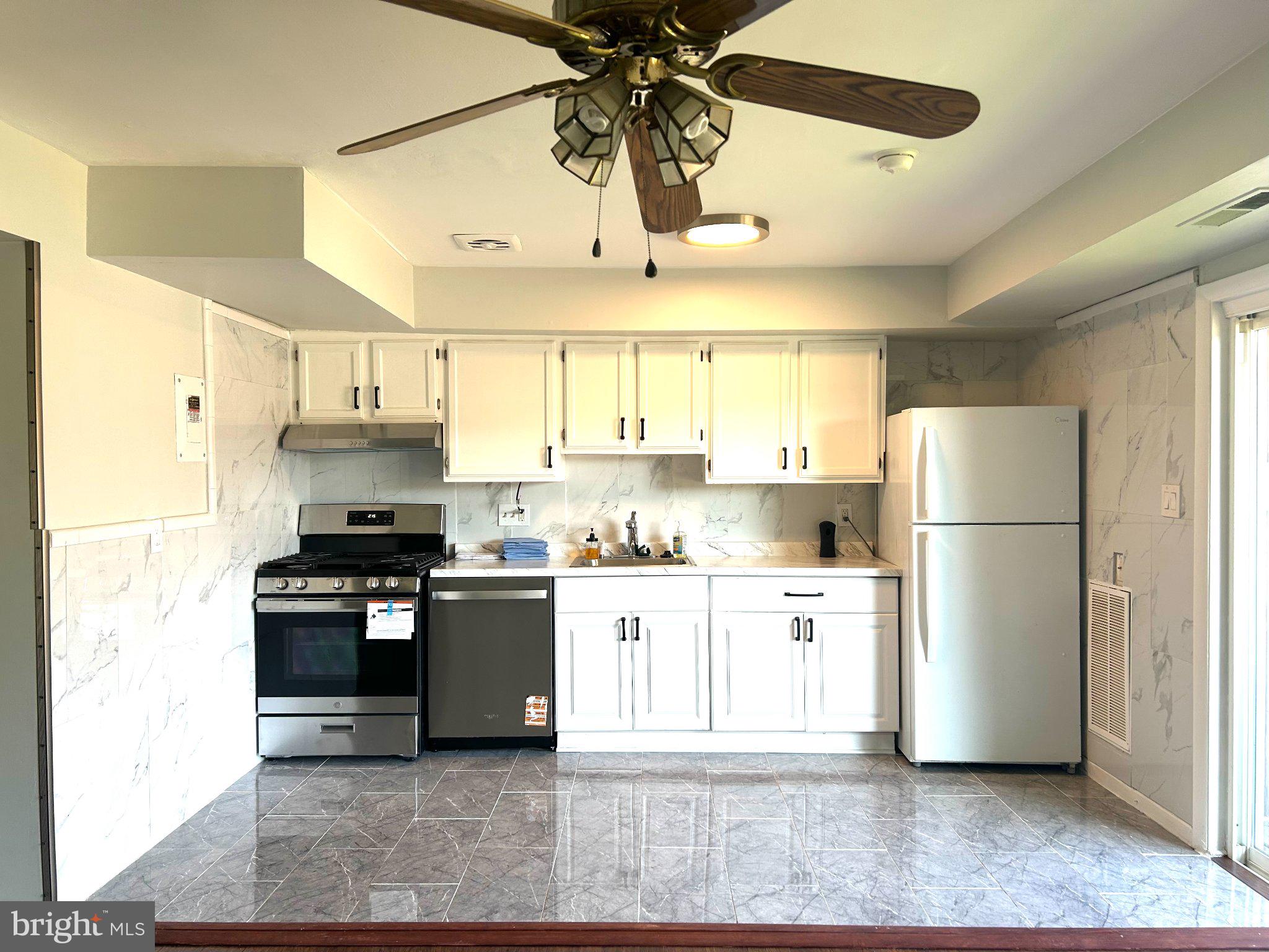 85TH AVENUE 102