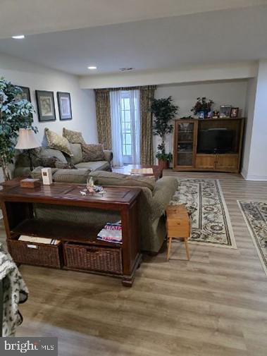 ST MARGARETS LANDING - Residential