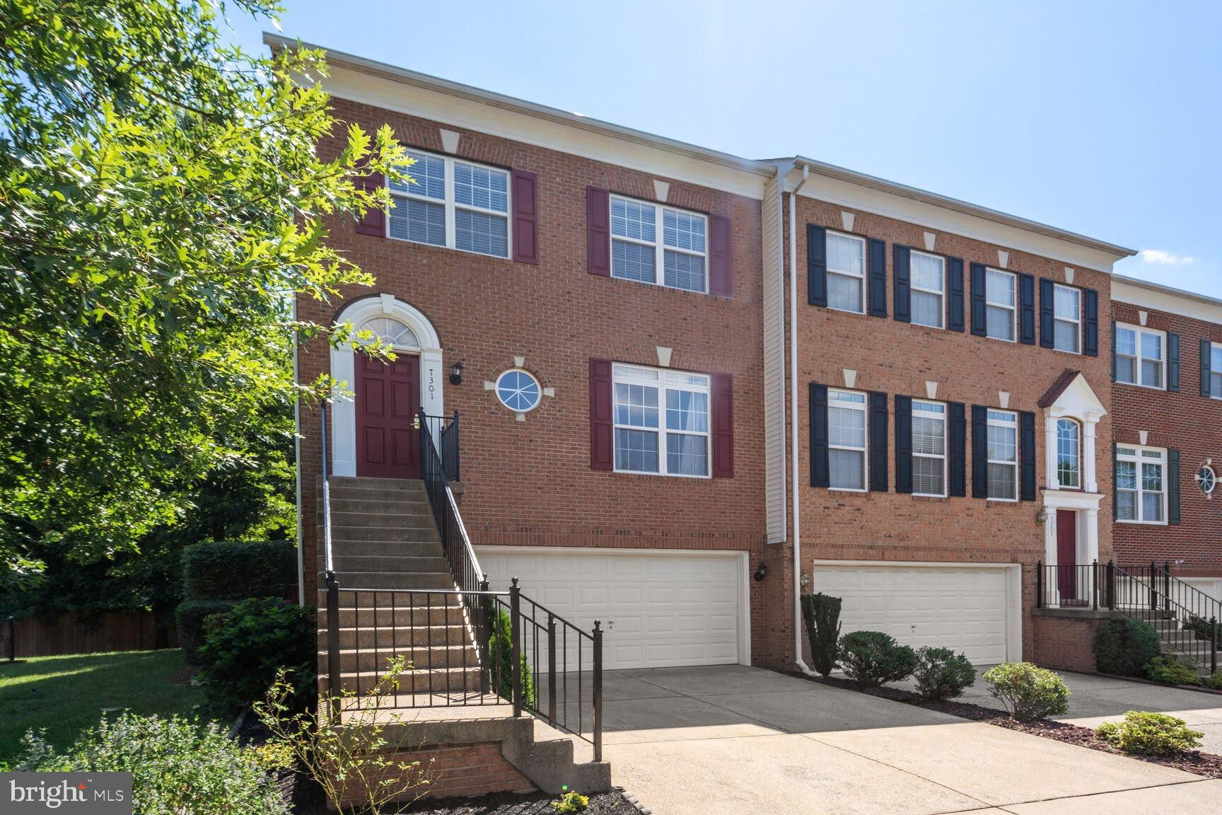 TOWNES OF MANCHESTER WOODS - Residential Lease