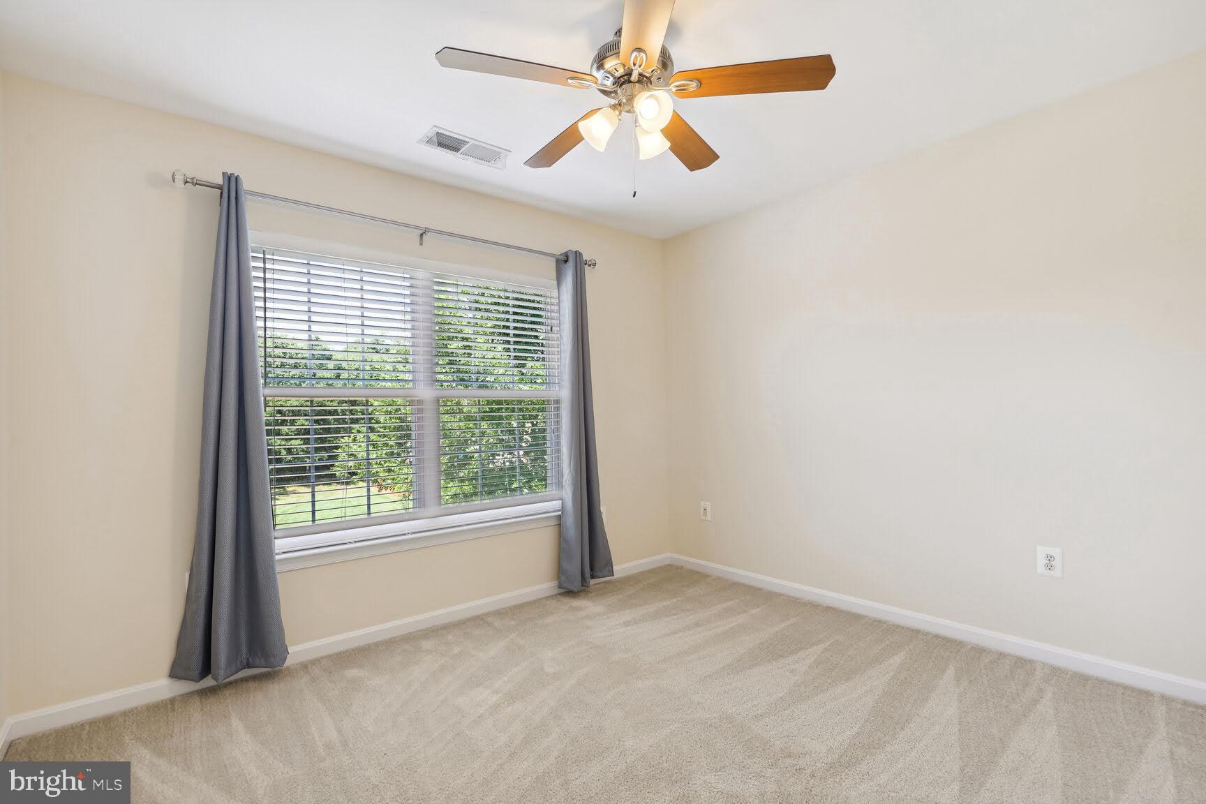 TOWNES OF MANCHESTER WOODS - Residential Lease