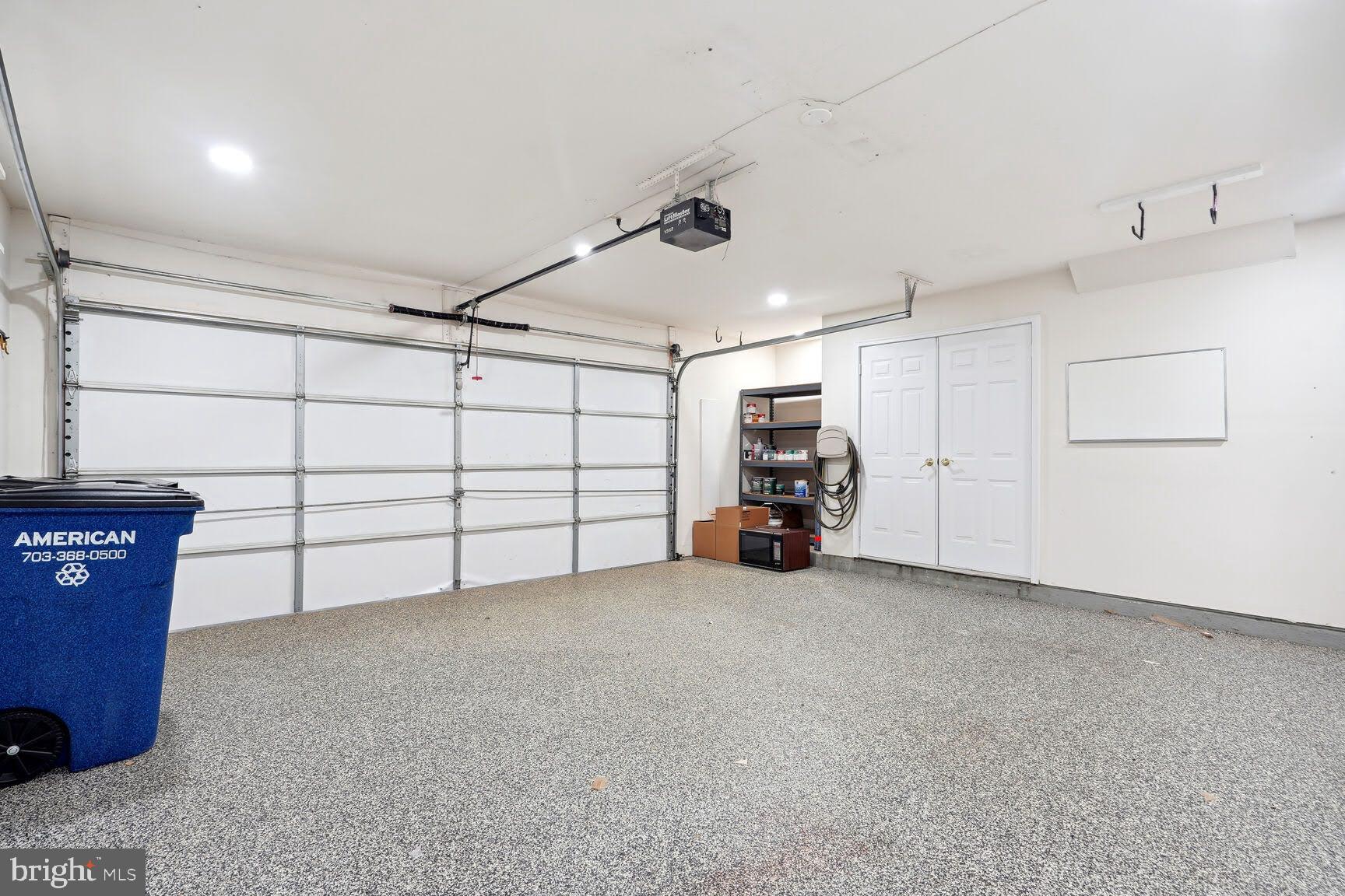 TOWNES OF MANCHESTER WOODS - Residential Lease