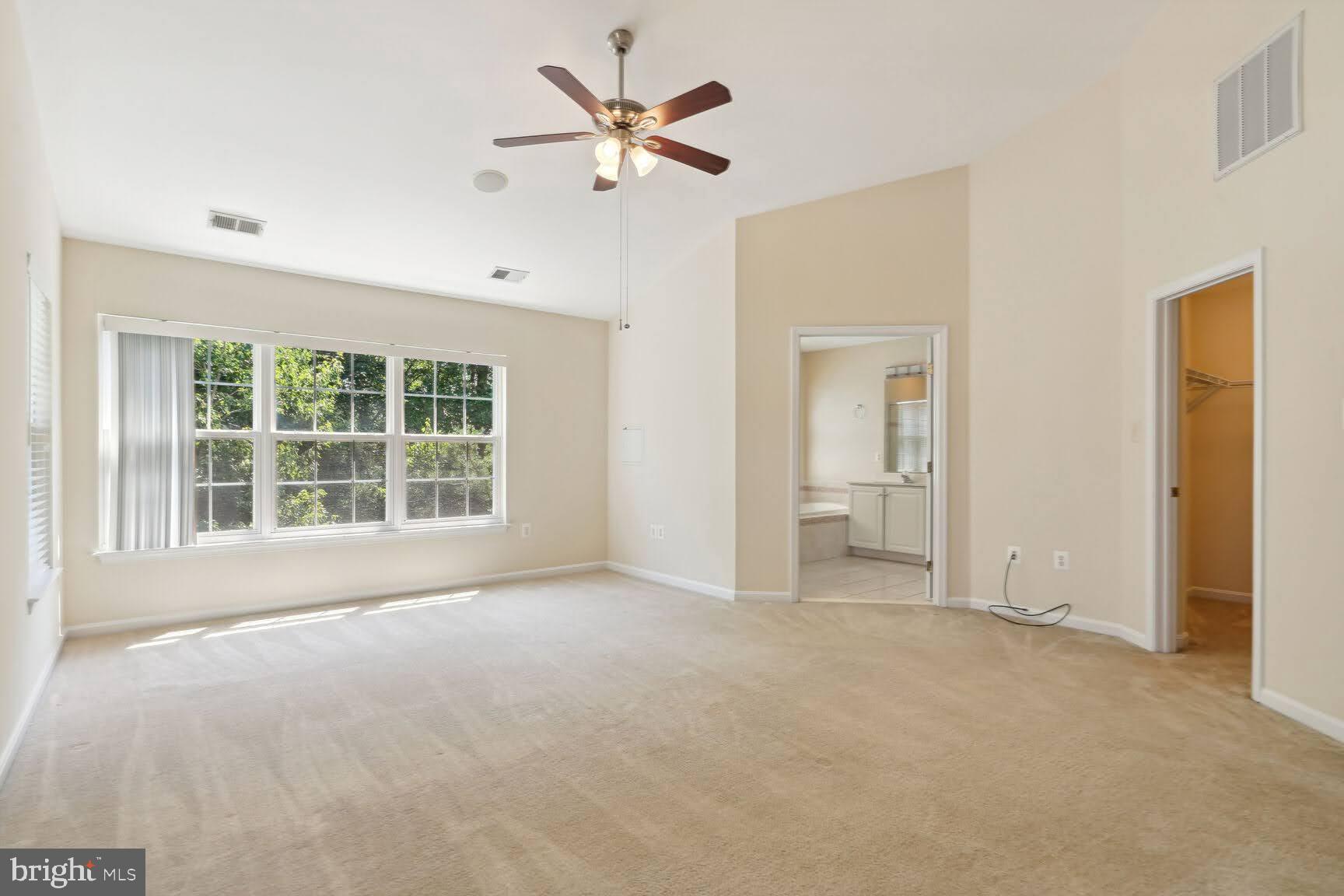 TOWNES OF MANCHESTER WOODS - Residential Lease