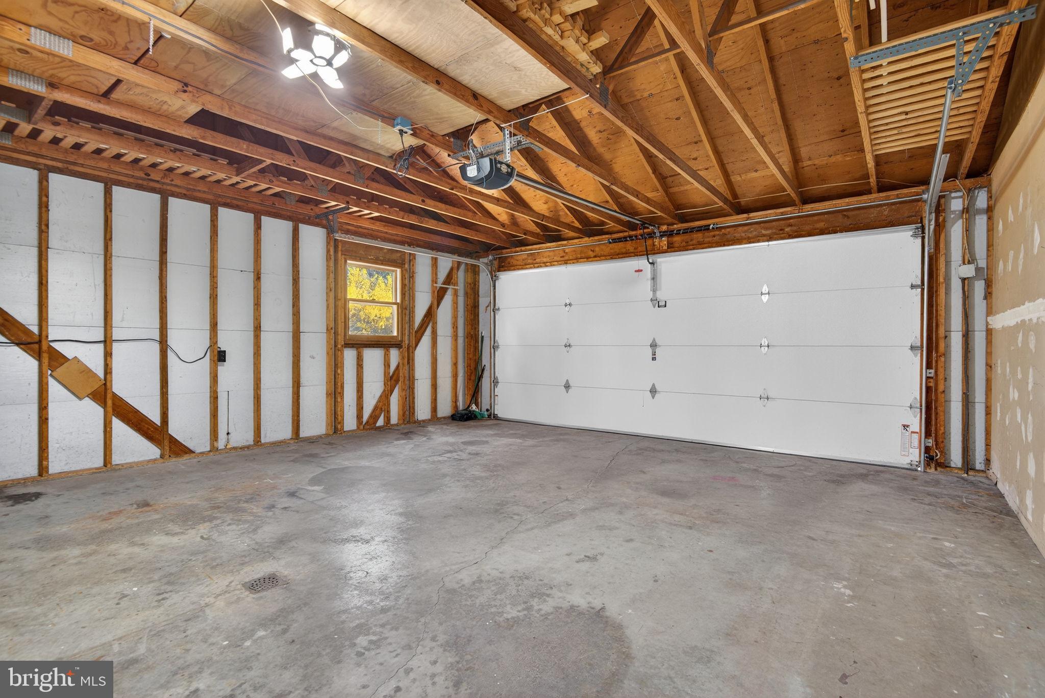 BELAIR NORTH - Residential