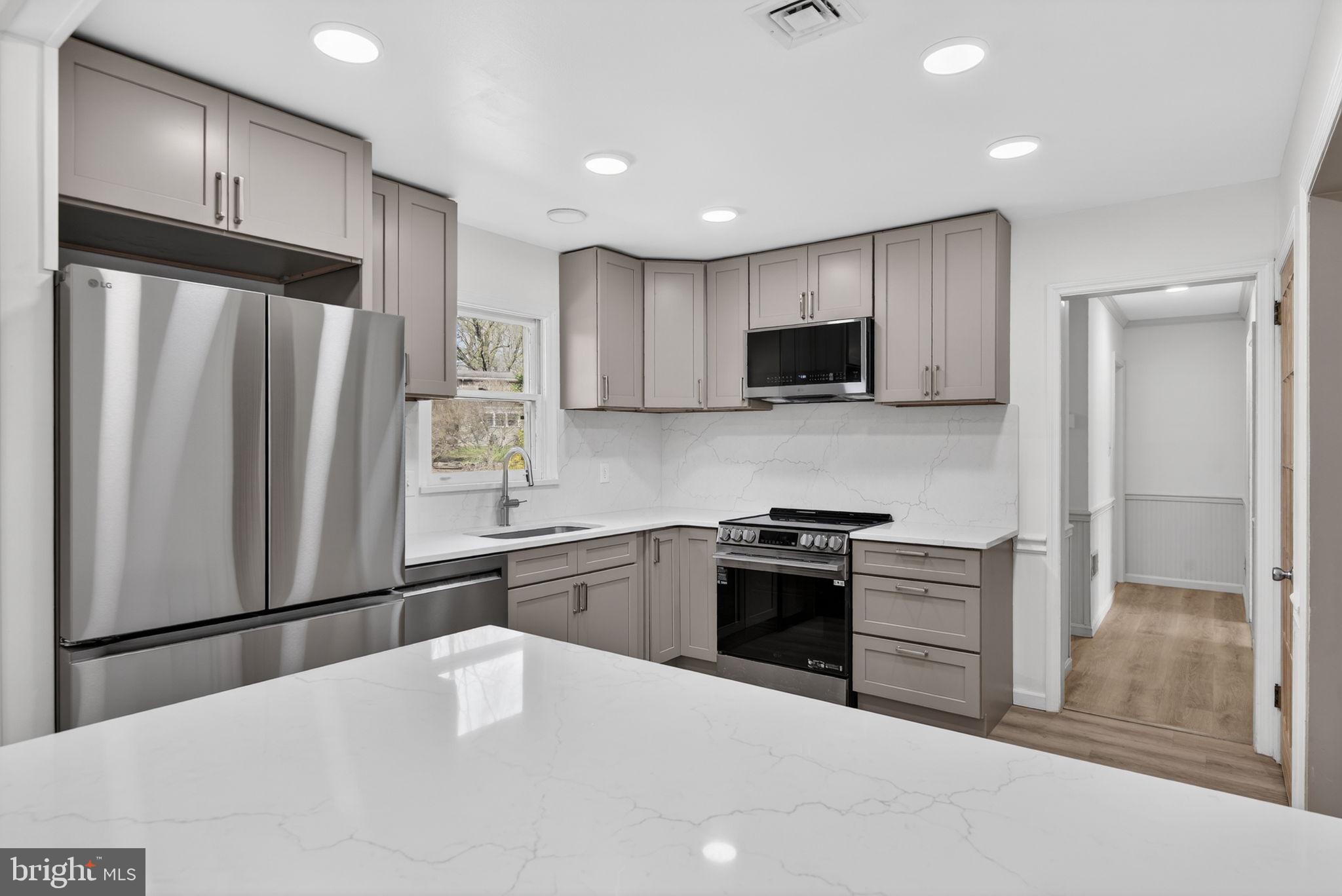 BELAIR NORTH - Residential