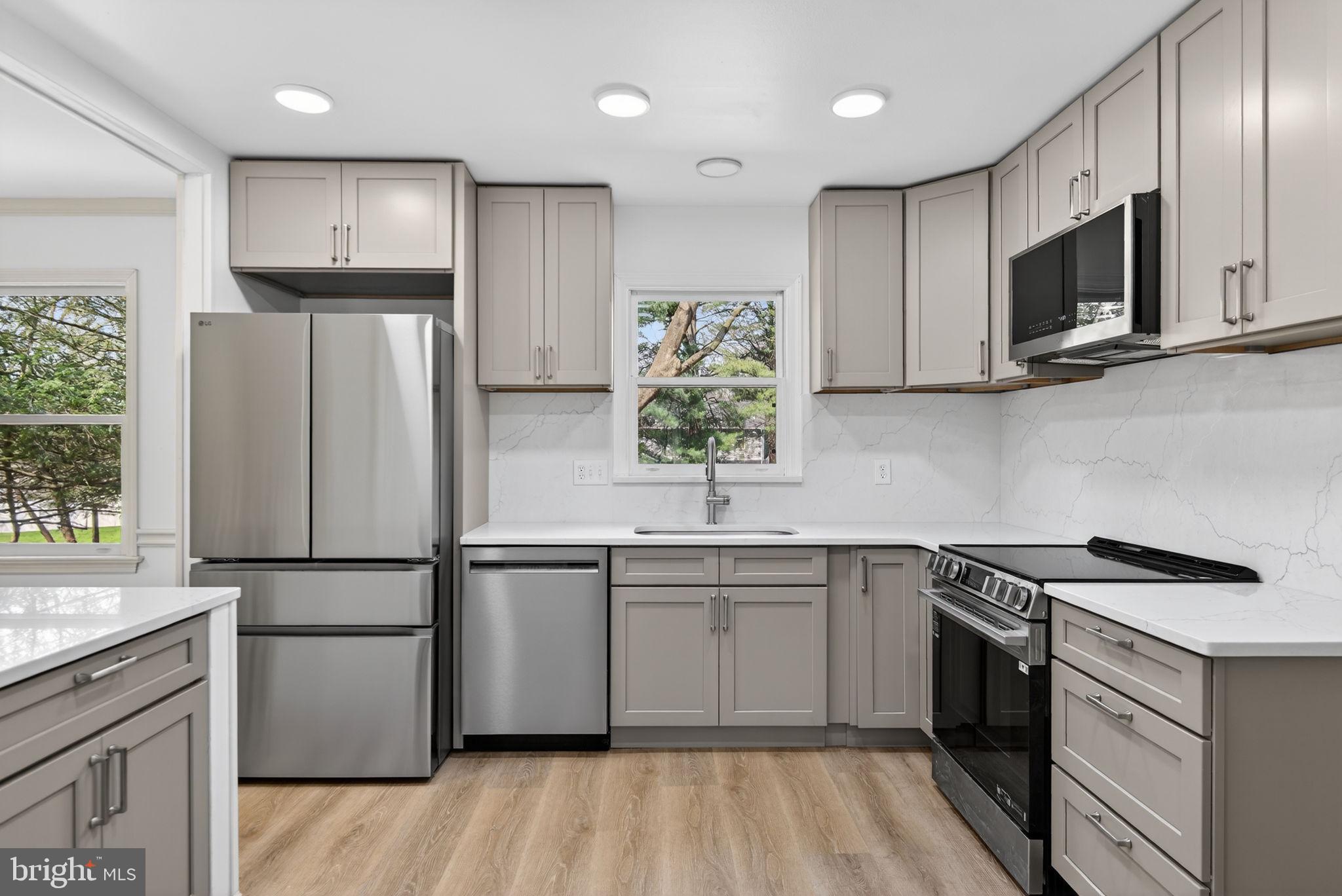 BELAIR NORTH - Residential