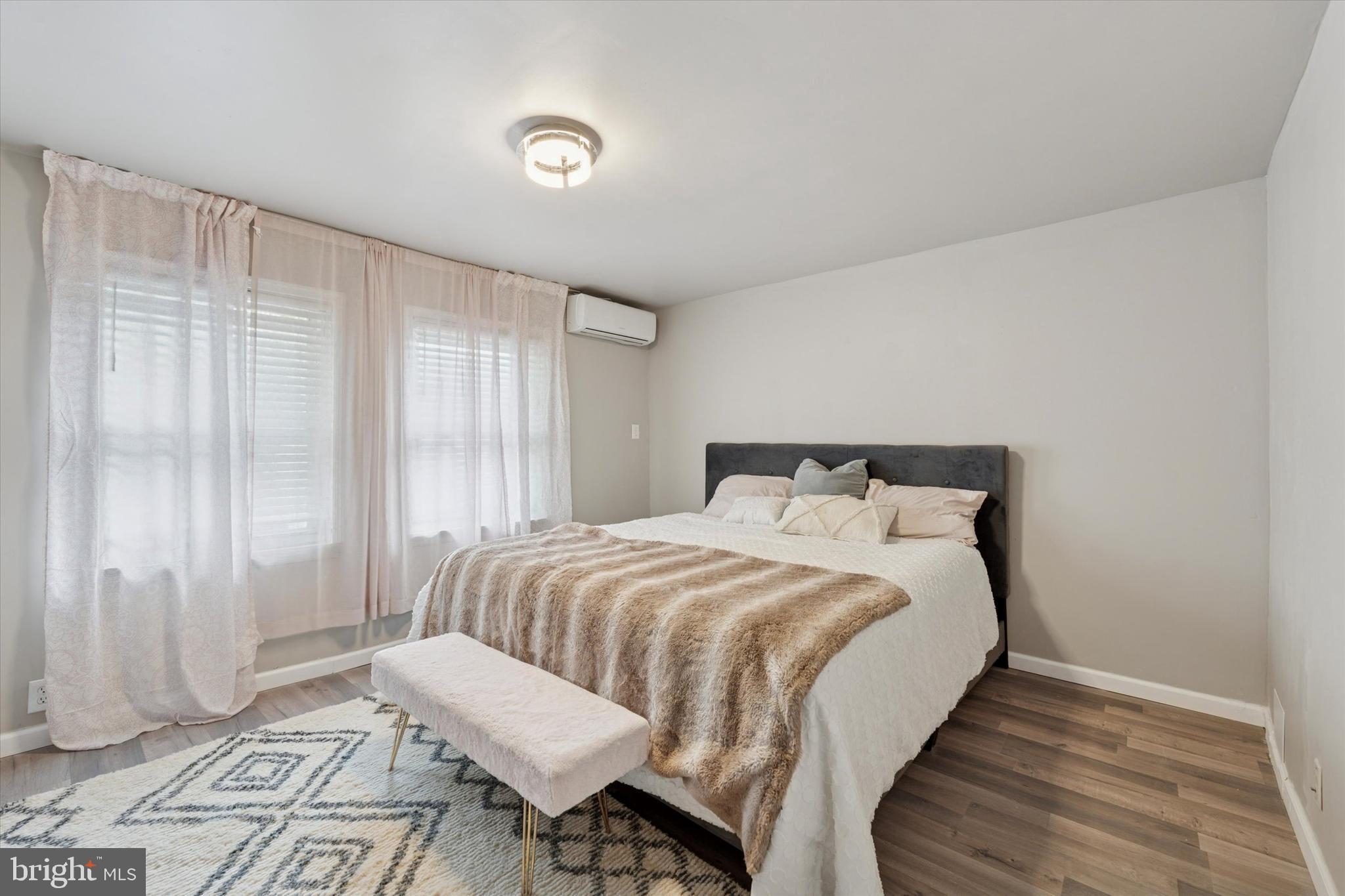 GRAYS FERRY - Residential