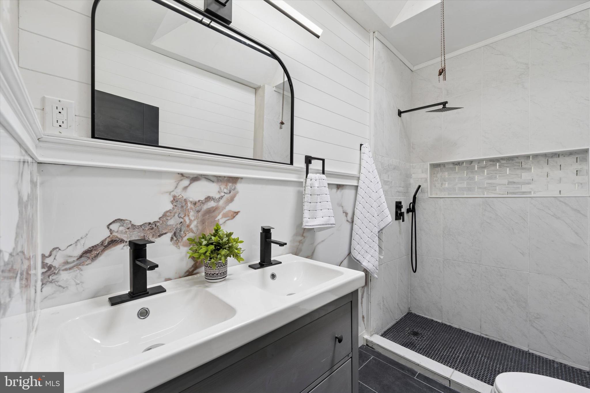 GRAYS FERRY - Residential