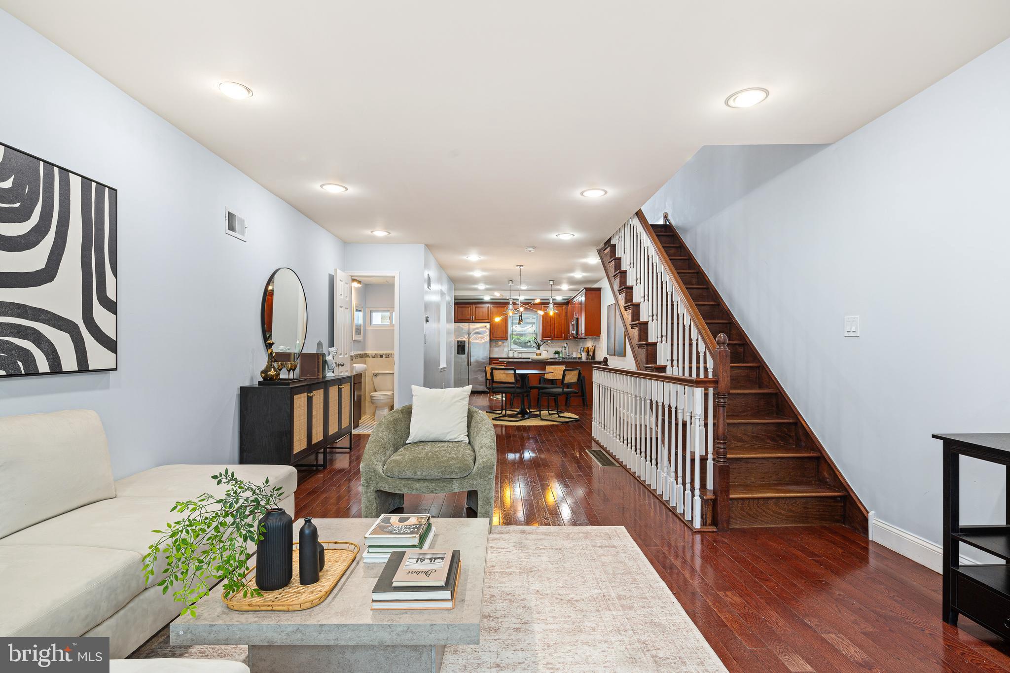 2343 MOORE STREET