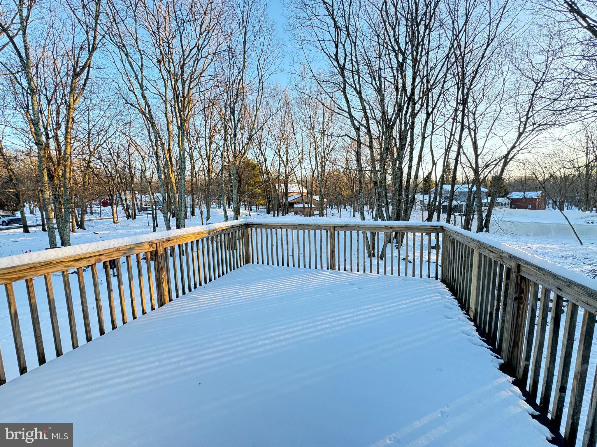 PINE RIDGE - Residential