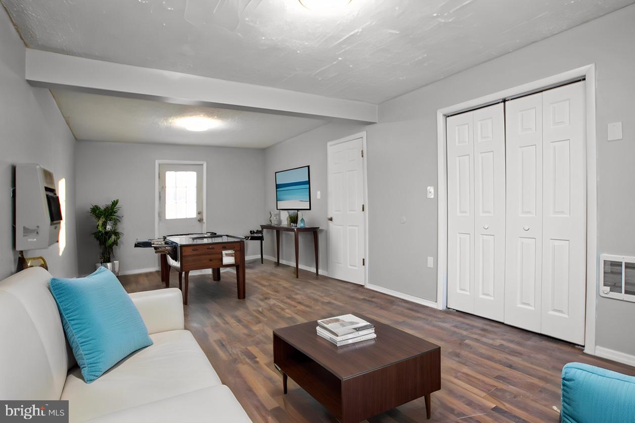 PINE RIDGE - Residential