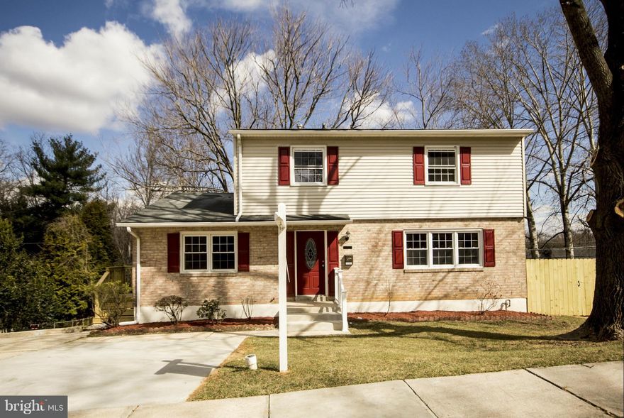 BRAND NEW & BEAUTIFUL Renovation!!Very Spacious Home with all High End Amenities.  Open Floor Plan. Fully Loaded with Working Fire Place, Maple Cabinets, Granite, SS Appliances, HW Floors, Ceramic Tiles, Custom Moulding/Trim Work. Recessed Lights Throughout. All New Appliances & Water Heater. Drive Way for Three Cars, Large Shed, Deck, & Fenced Yard. Wired for Internet & Phone. Finished Basement.