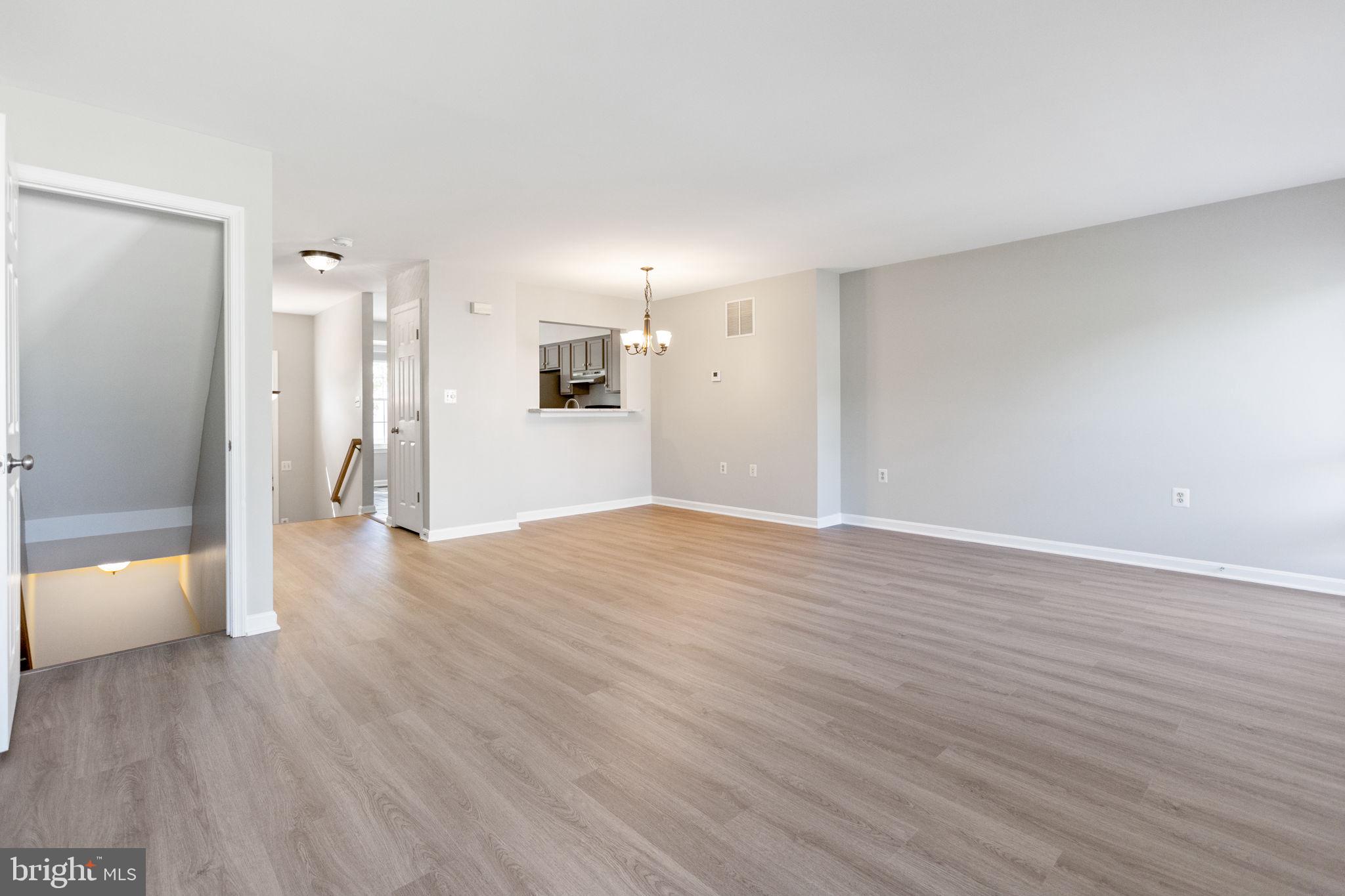 MAIN ST VILLAGE - Residential Lease