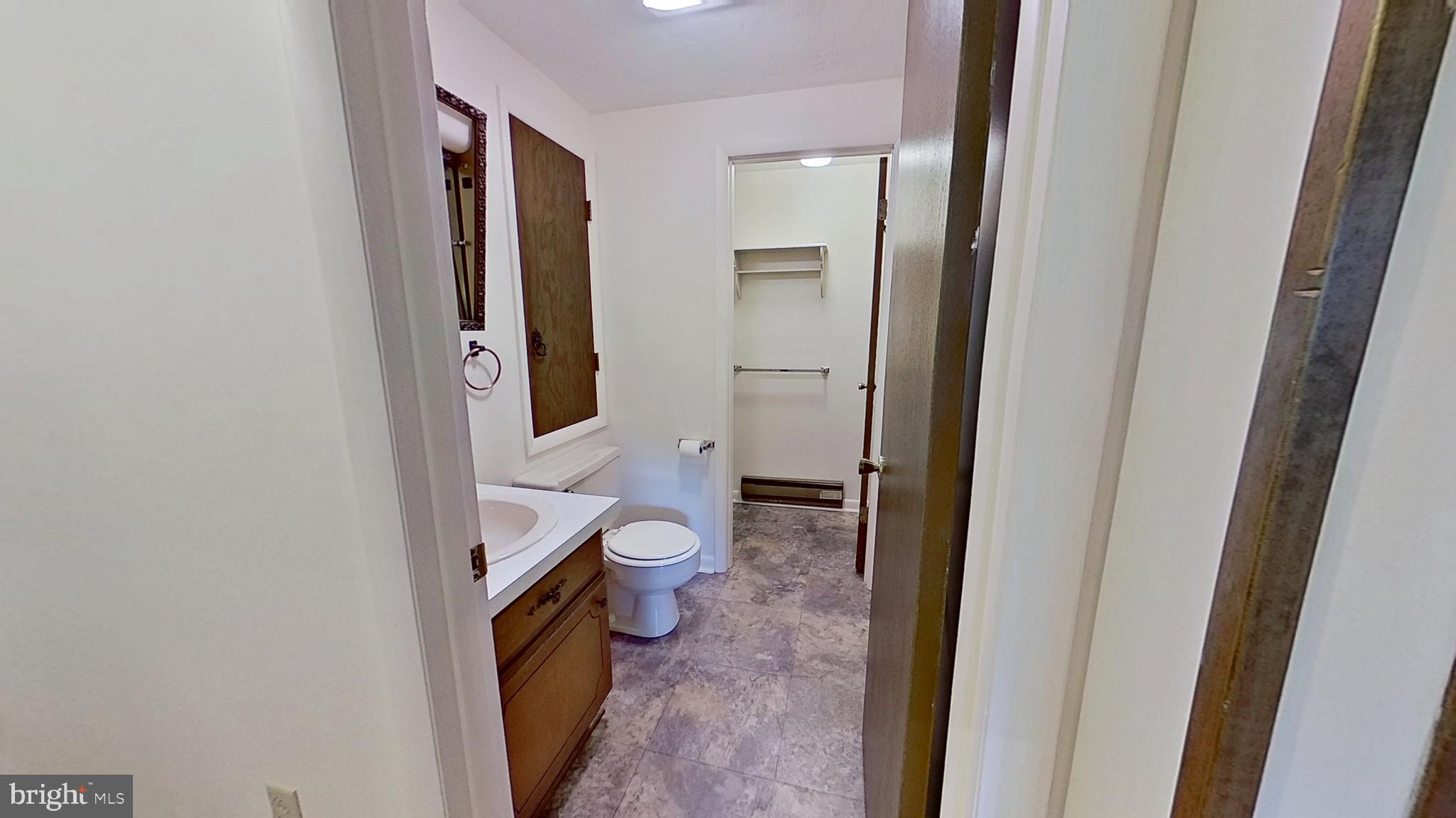 WINDSOR TWP - Residential Lease