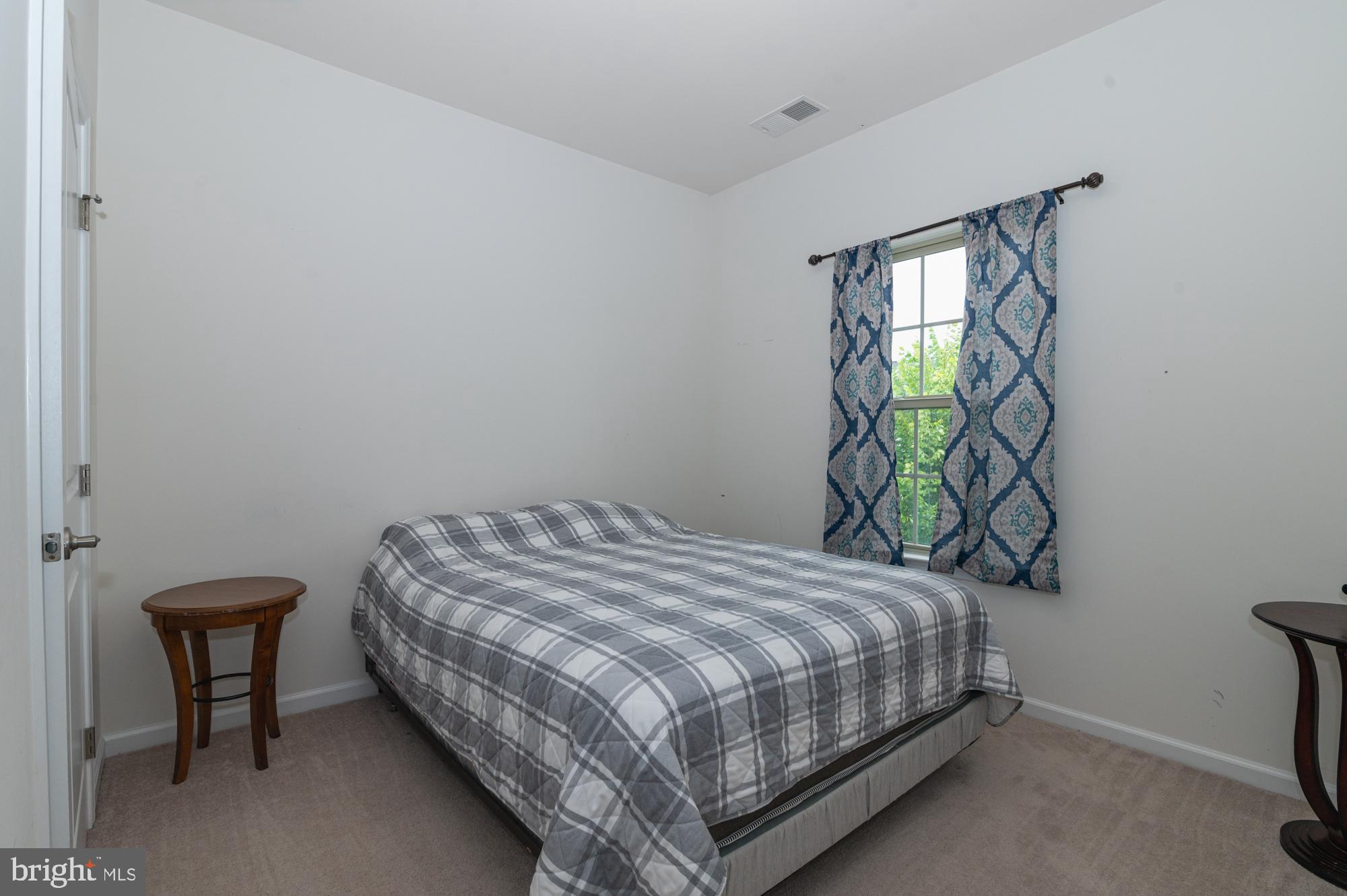 BRUNSWICK CROSSING - Residential Lease