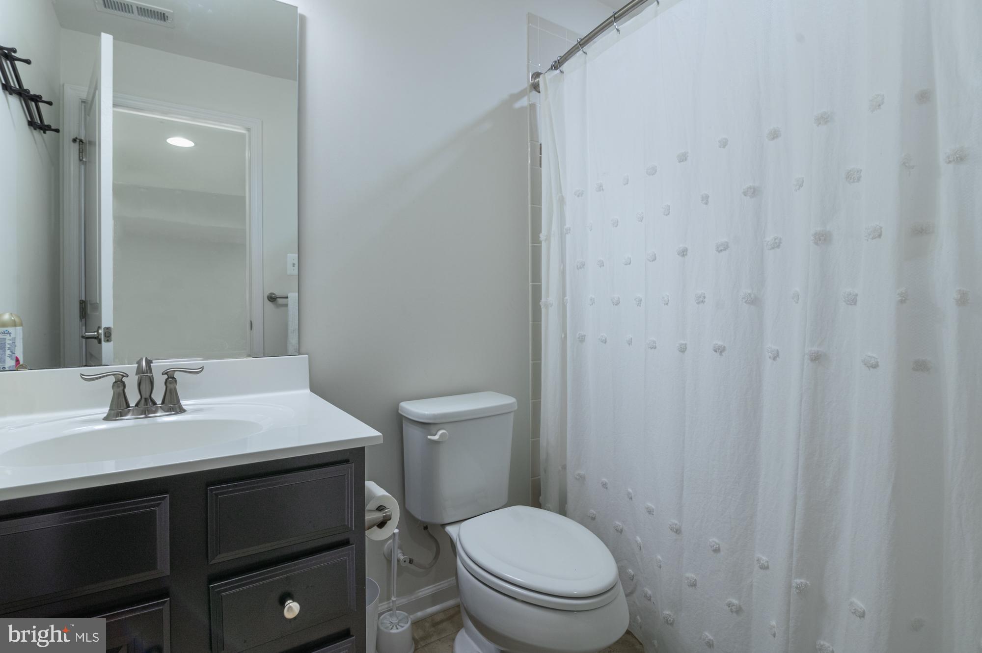 BRUNSWICK CROSSING - Residential Lease