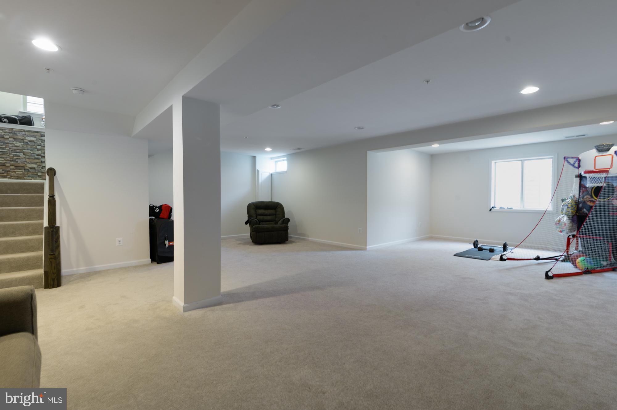 BRUNSWICK CROSSING - Residential Lease