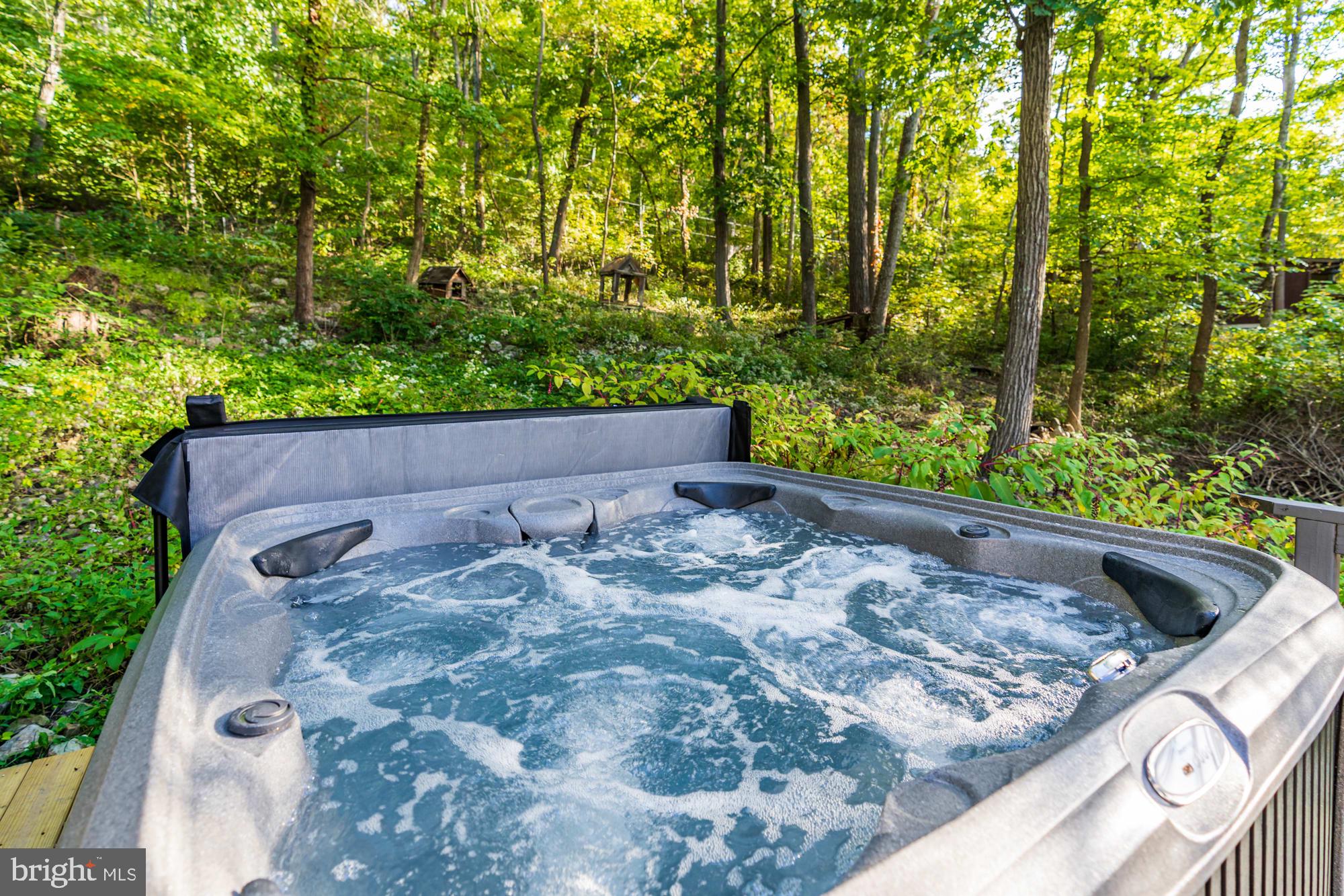 GLENWOOD FOREST - Residential