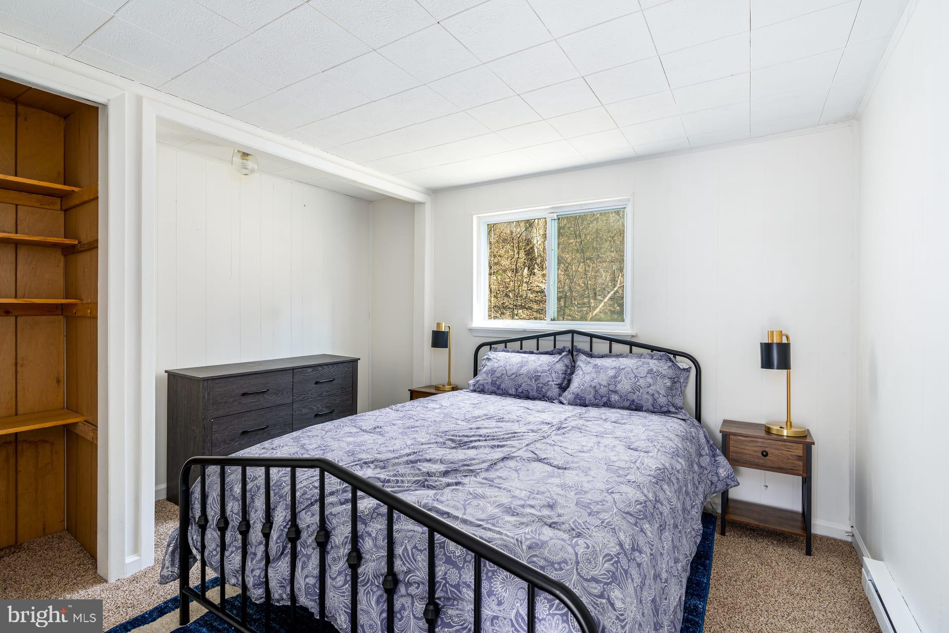 GLENWOOD FOREST - Residential