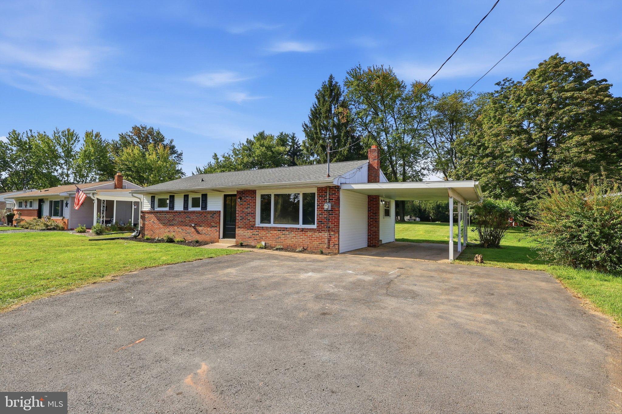 17 HOGESTOWN ROAD
