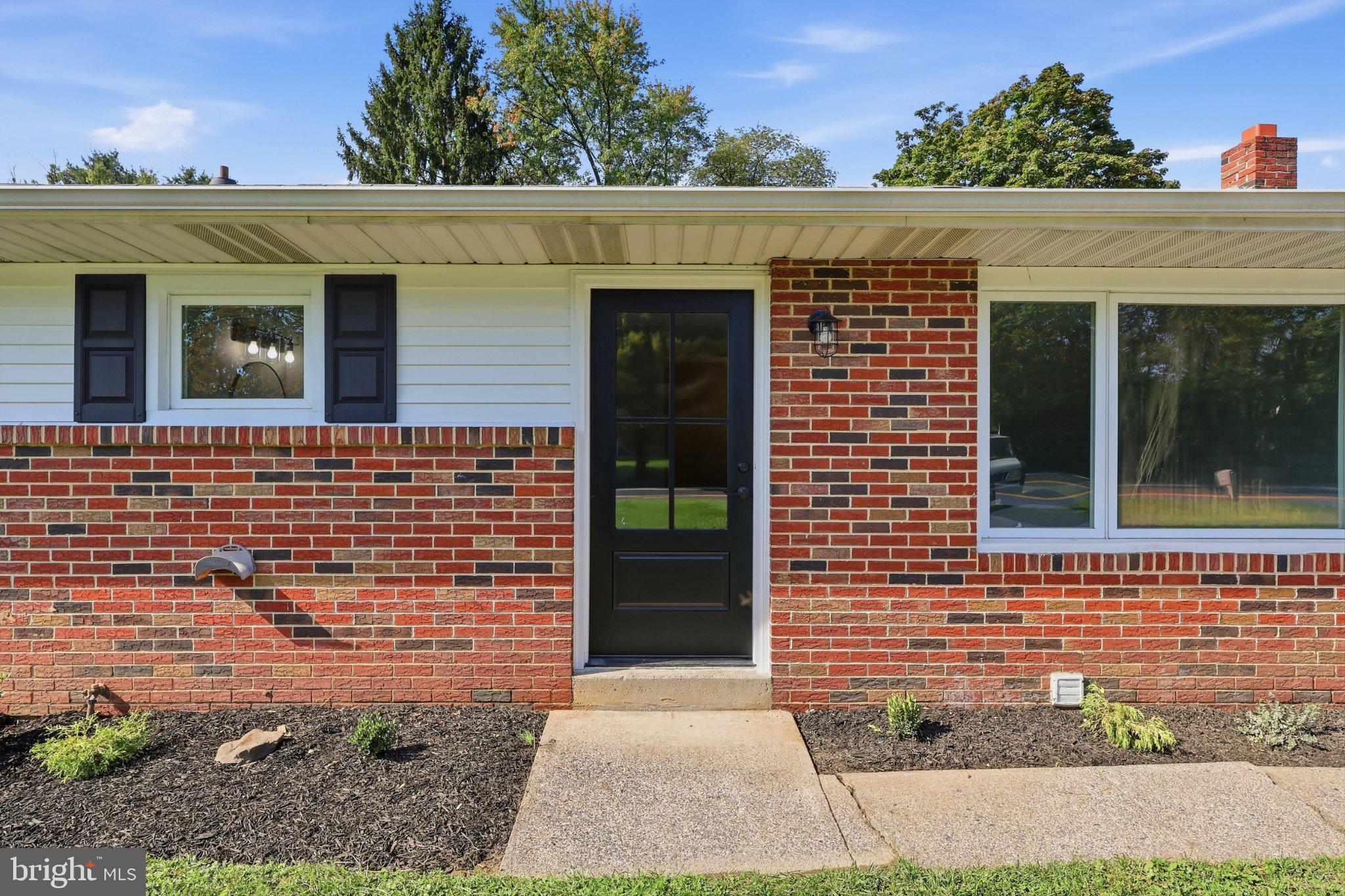 17 HOGESTOWN ROAD