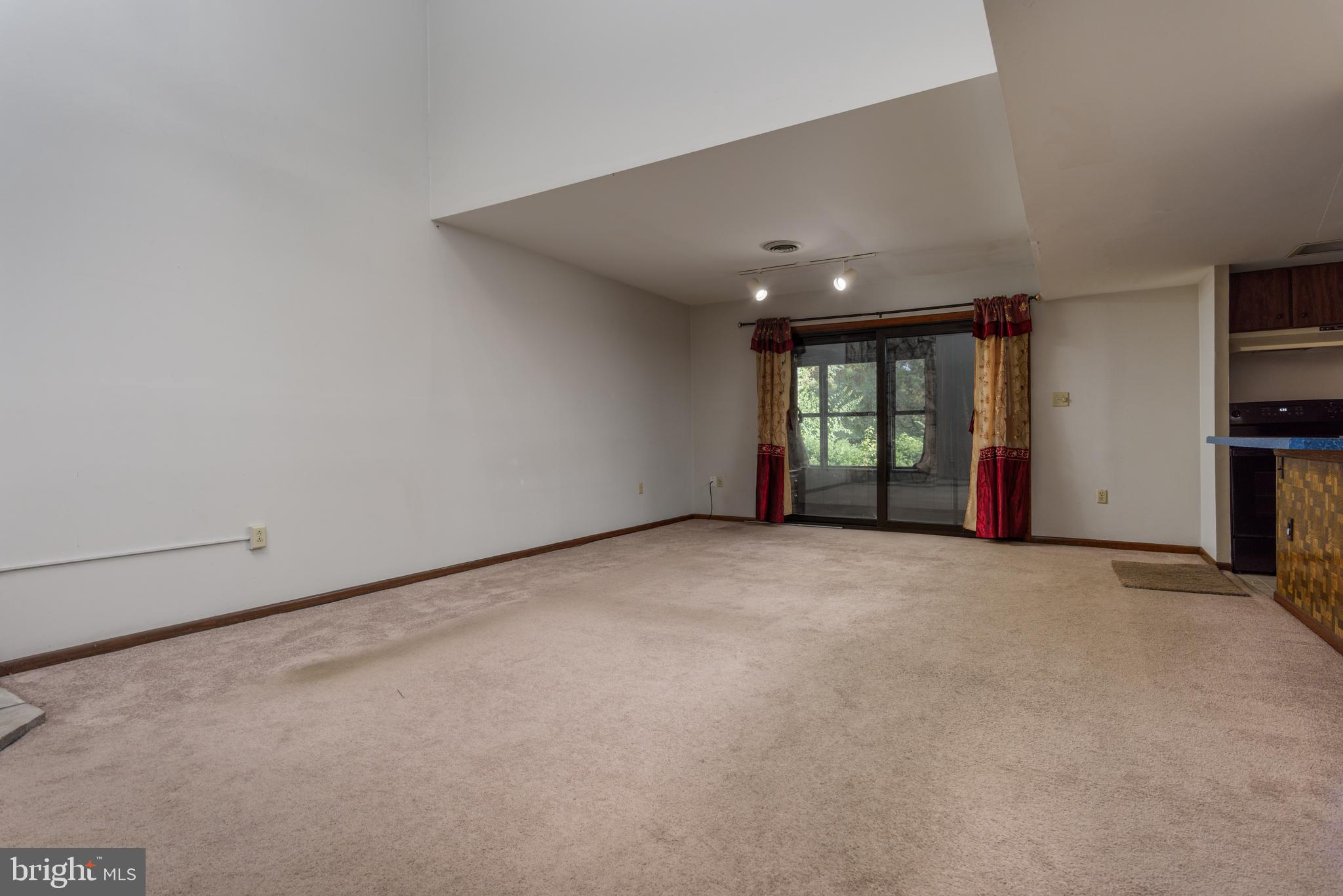 CEDAR RIDGE - Residential