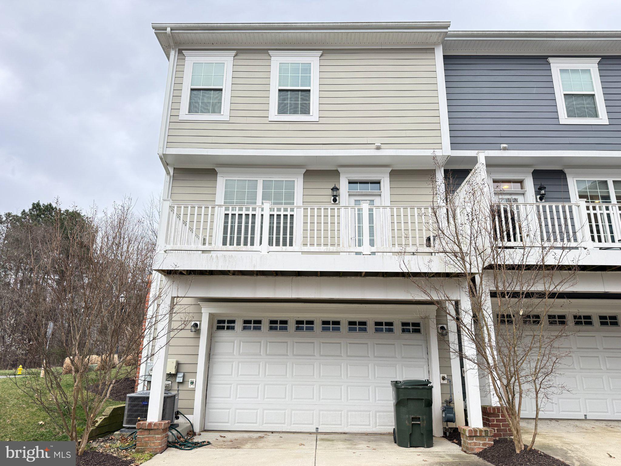 THE VILLAGES OF STEEPLEC - Residential