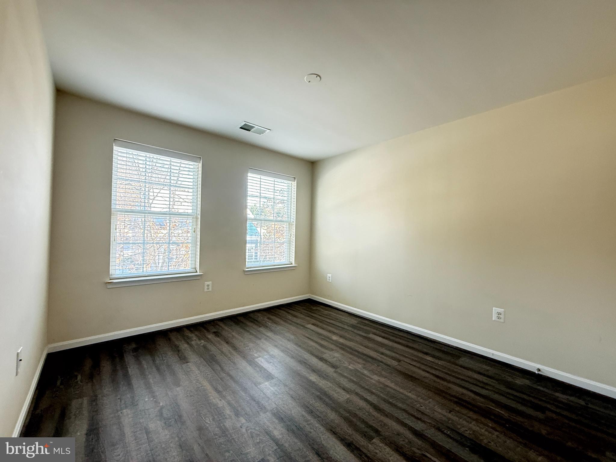 THE VILLAGES OF STEEPLEC - Residential