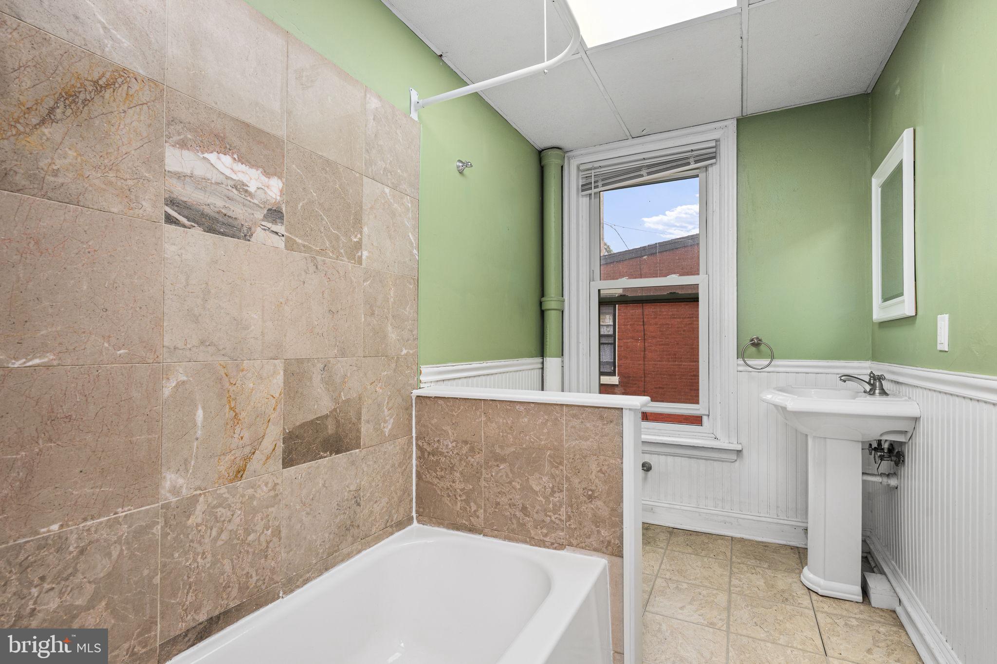 WEST CHESTER BORO - Residential Lease