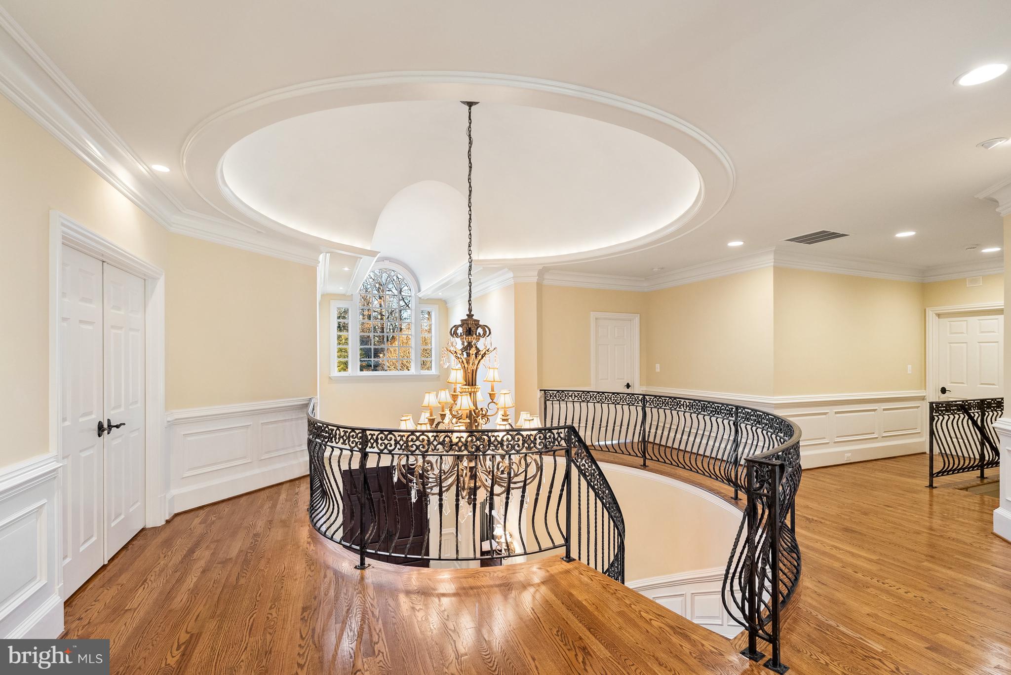 ELMWOOD ESTATES - Residential