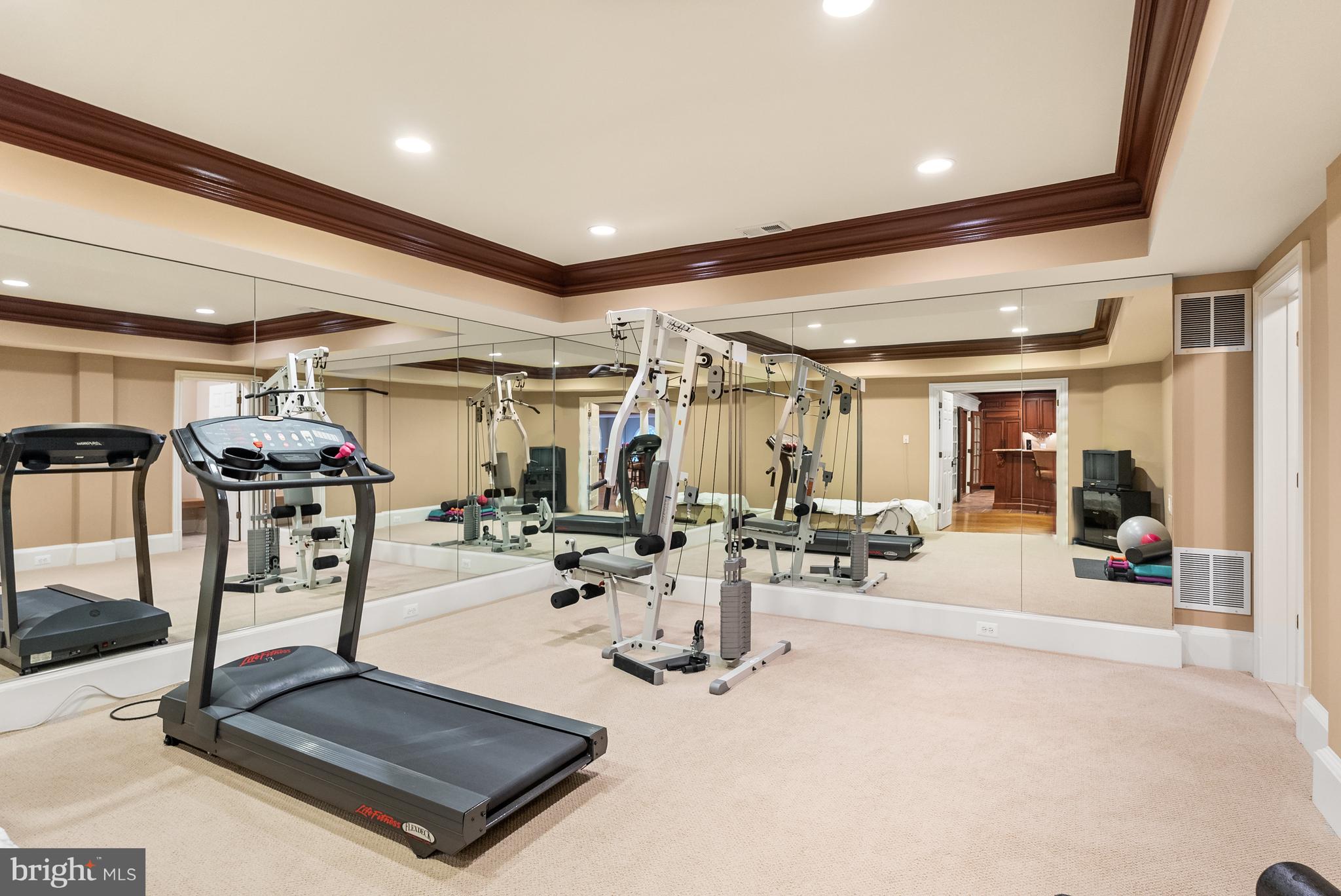 ELMWOOD ESTATES - Residential