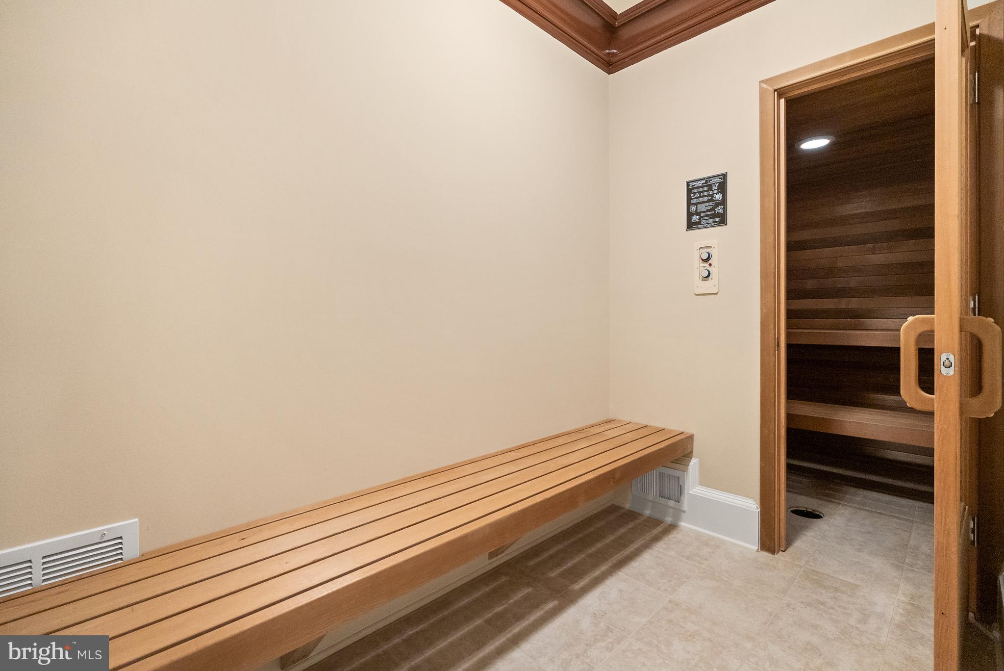 ELMWOOD ESTATES - Residential