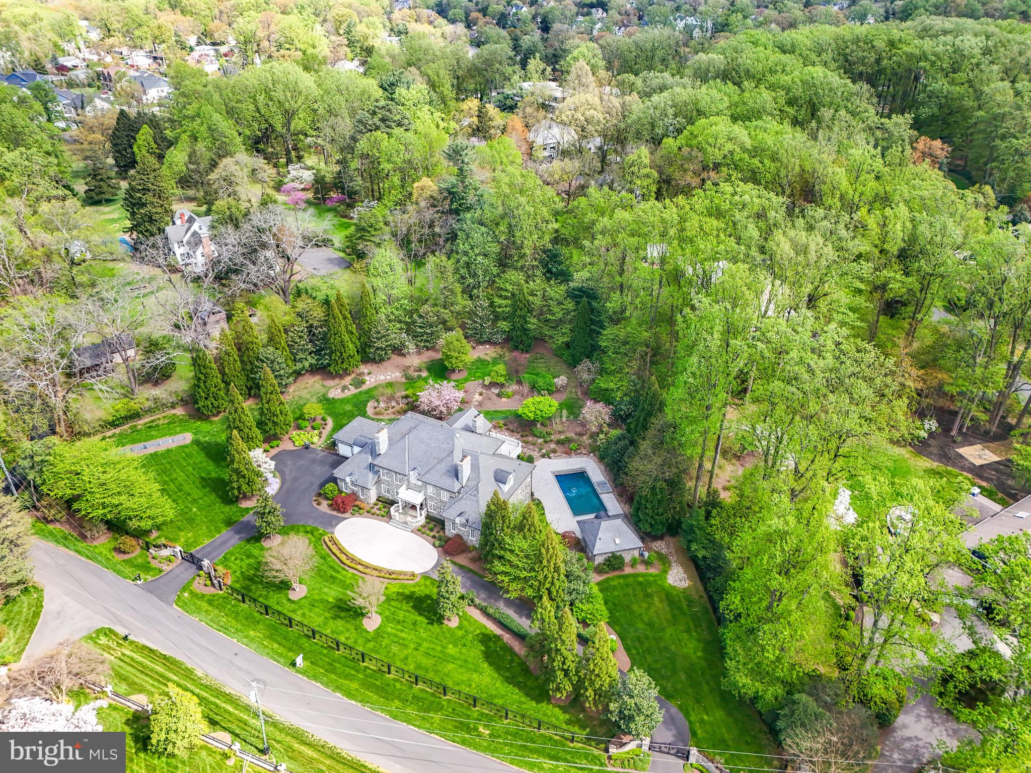 ELMWOOD ESTATES - Residential