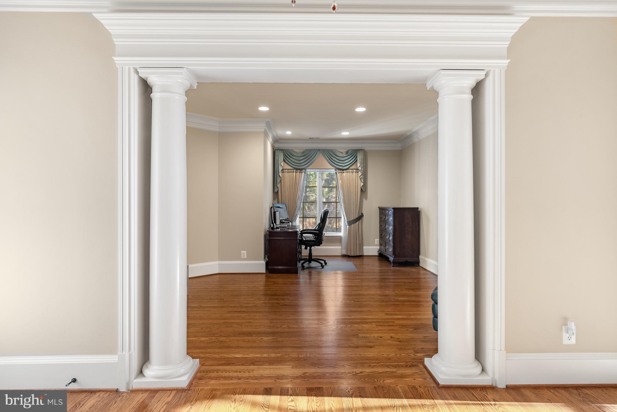 ELMWOOD ESTATES - Residential