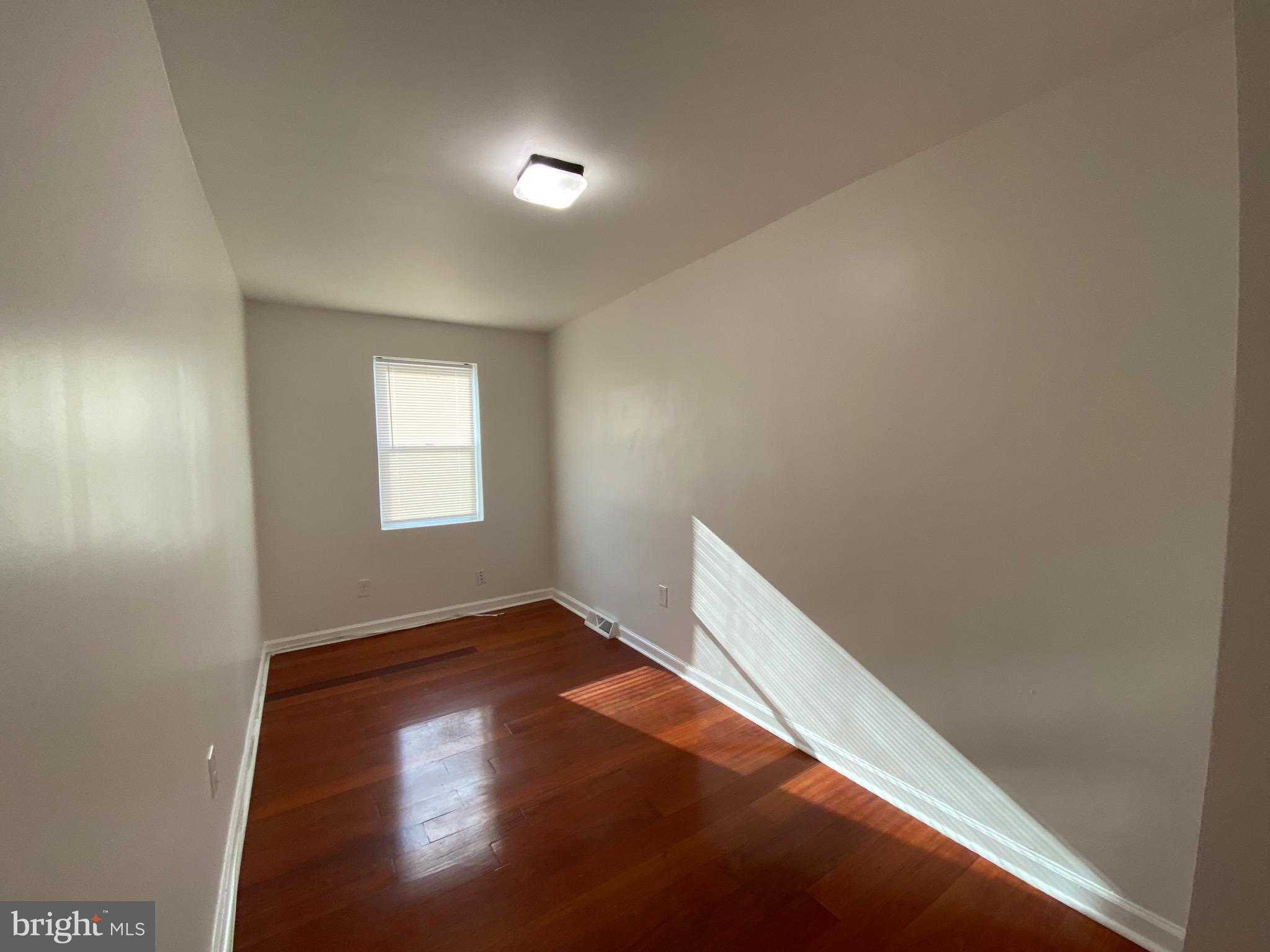 GRACELAND PARK - Residential Lease