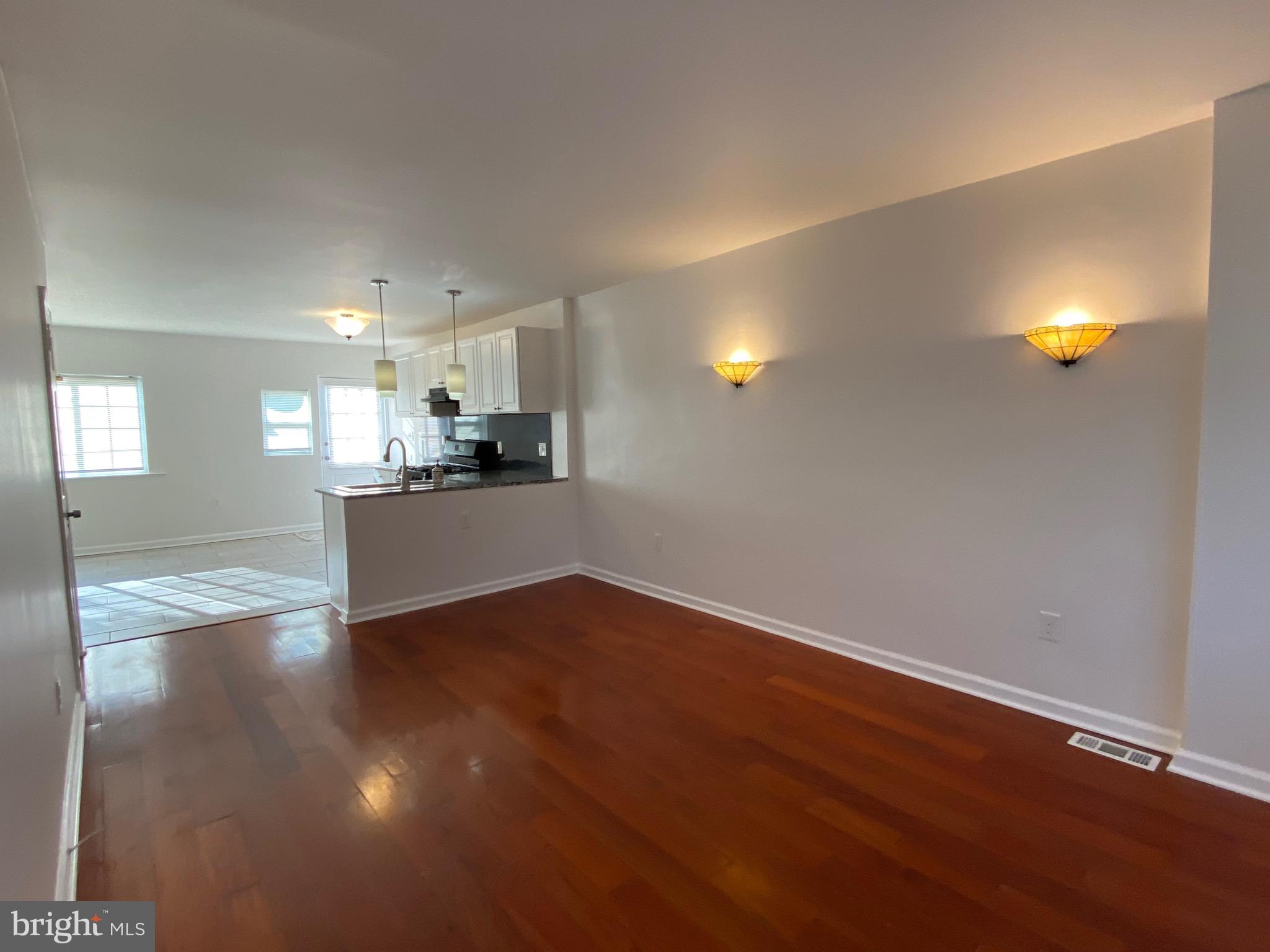 GRACELAND PARK - Residential Lease