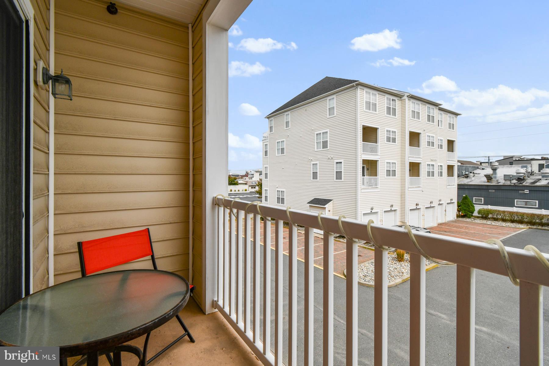 BROAD MARSH - Residential