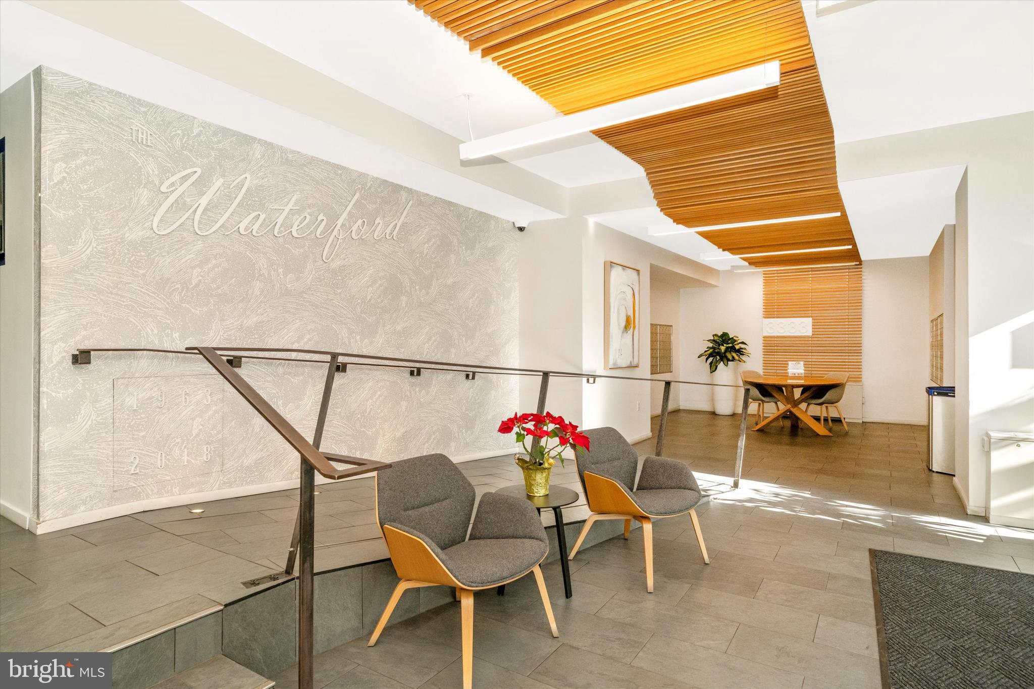 THE WATERFORD - Residential