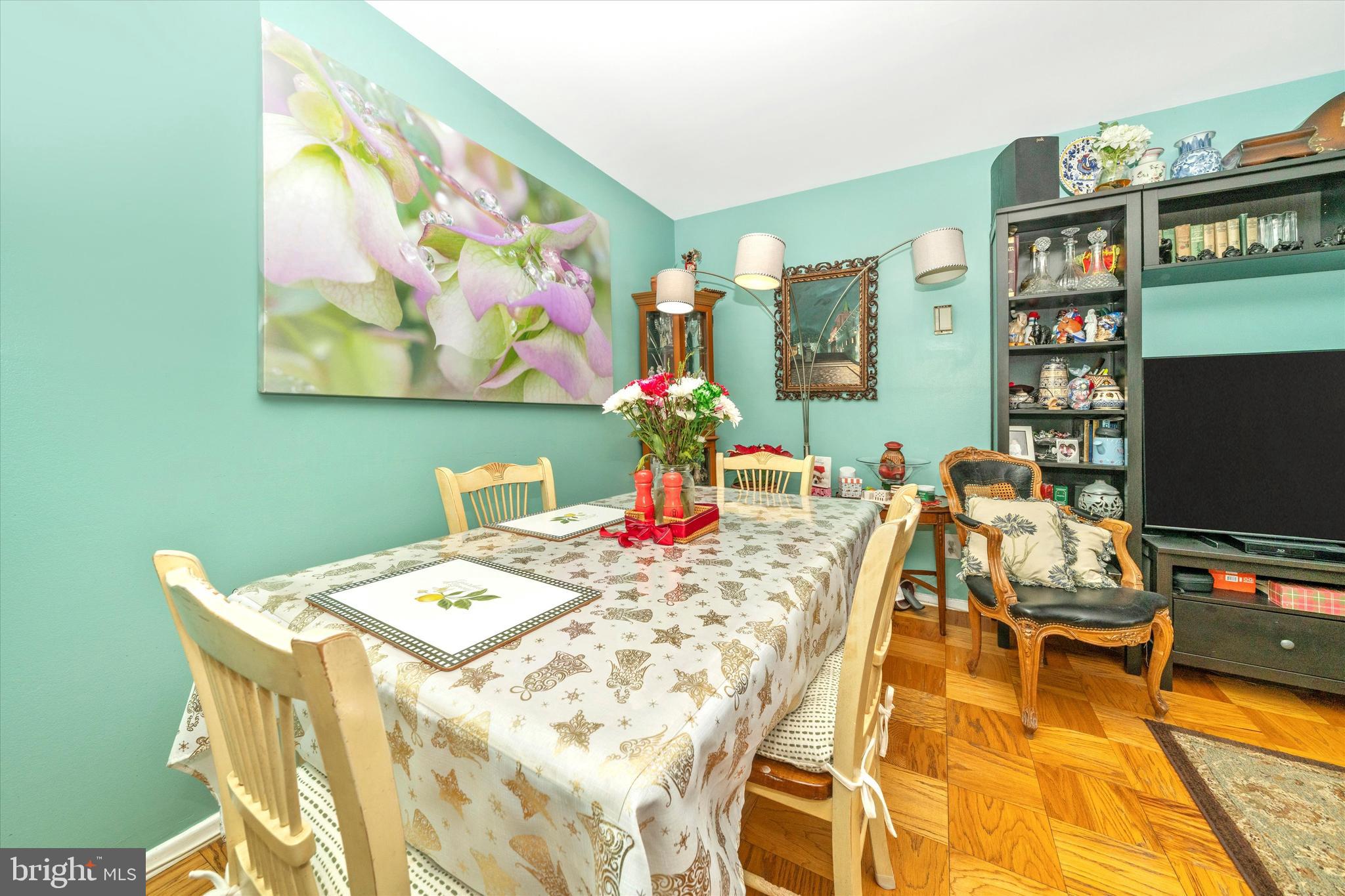 THE WATERFORD - Residential