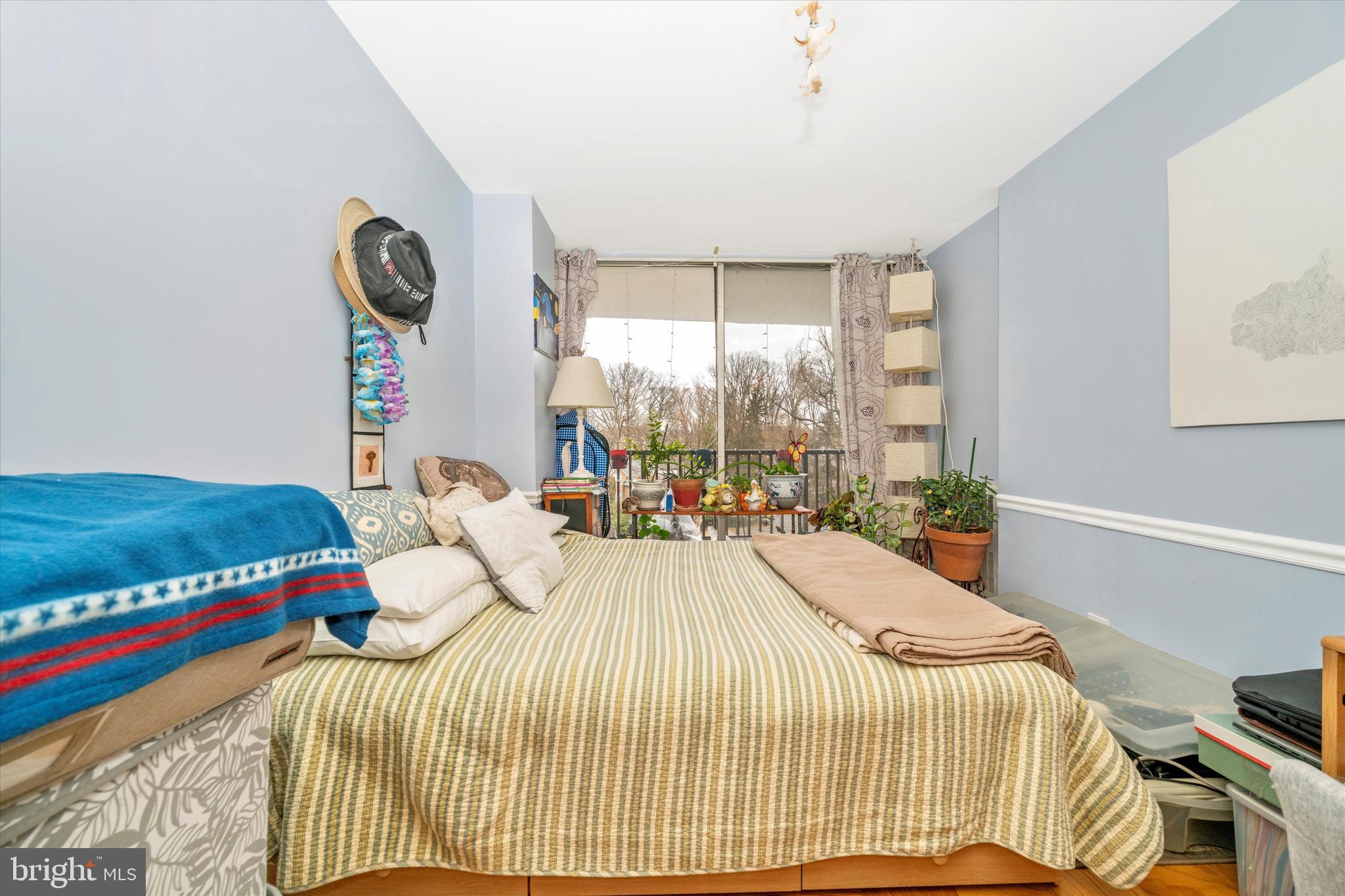 THE WATERFORD - Residential