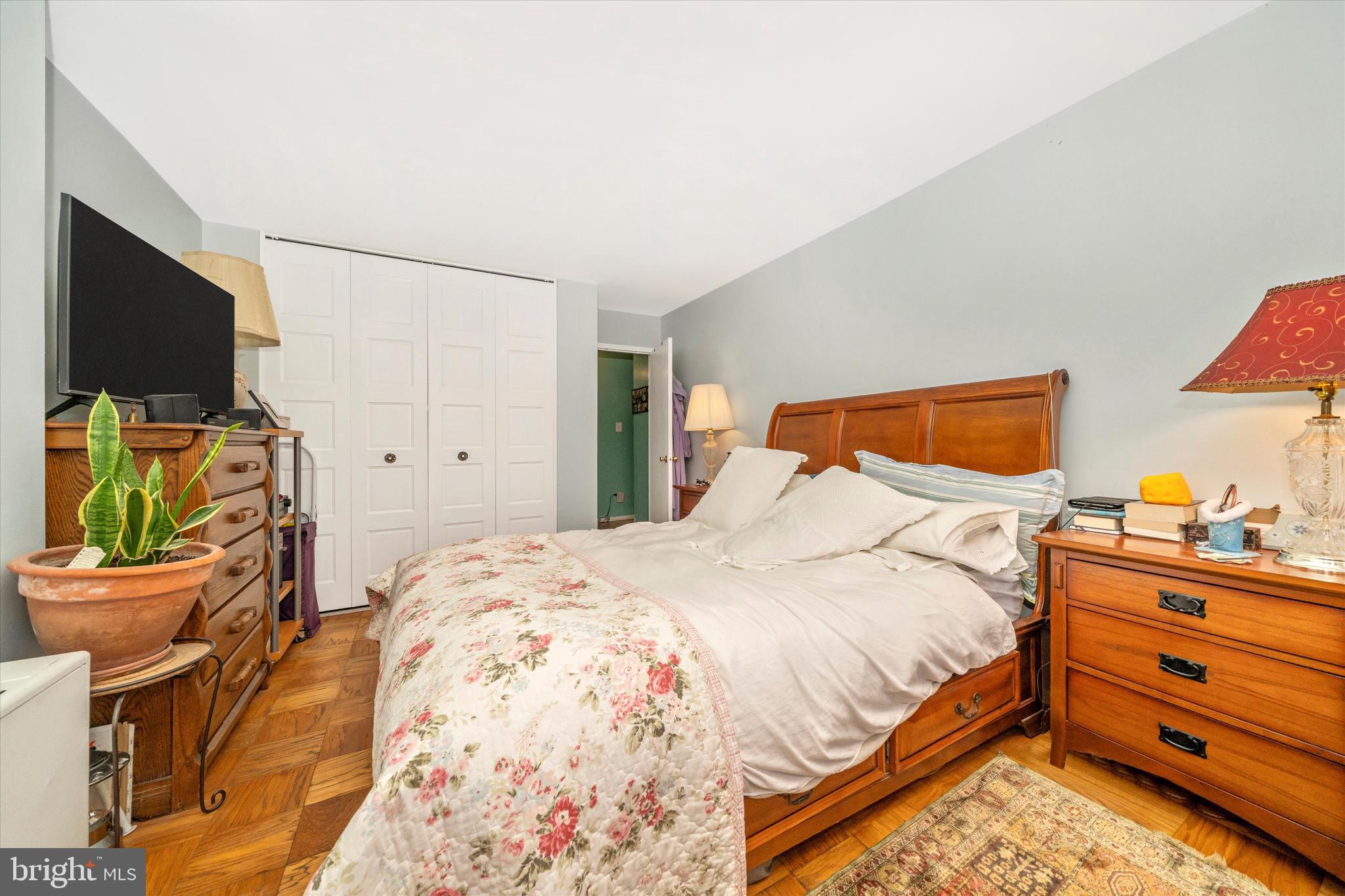 THE WATERFORD - Residential