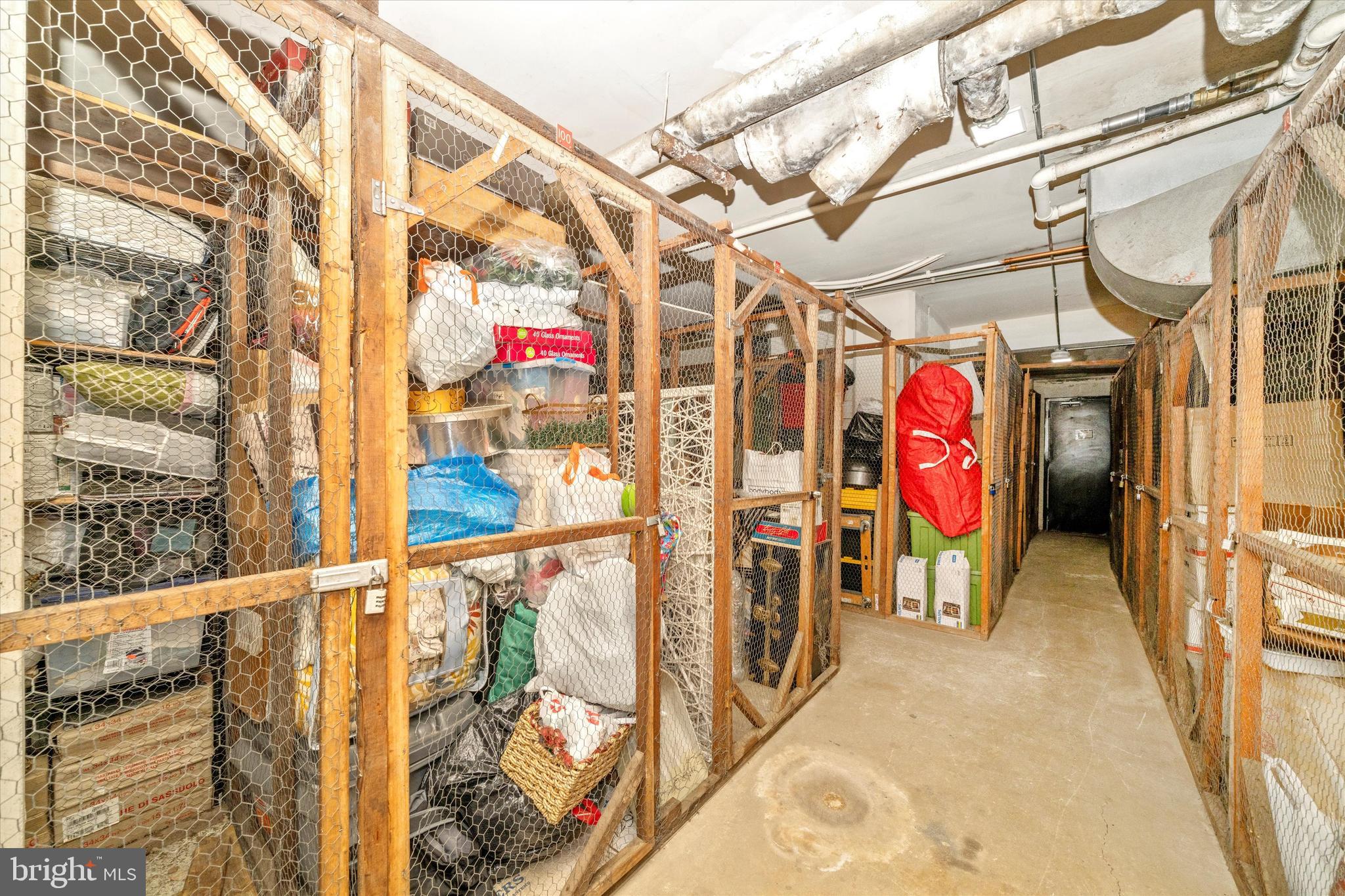 THE WATERFORD - Residential