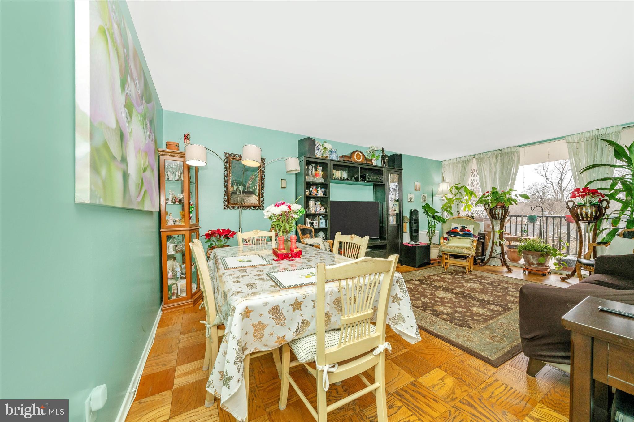 THE WATERFORD - Residential